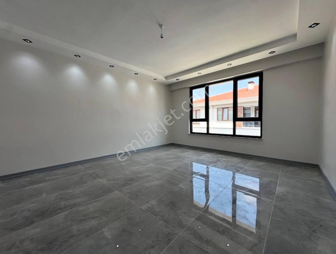 Kadıköy Eğitim Mah Kiralık 2+1 Daire ✔️detaylar Açıklama'da - Görsel 4