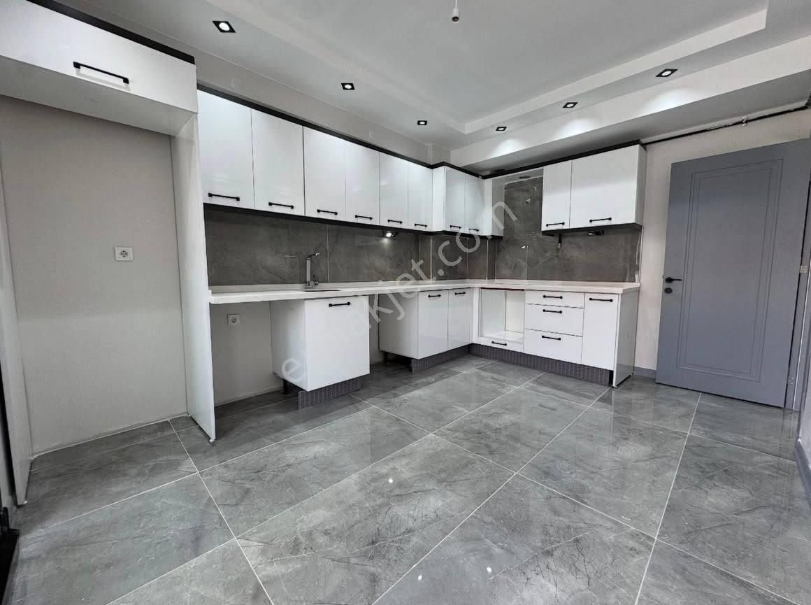 Kadıköy Eğitim Mah Kiralık 2+1 Daire ✔️detaylar Açıklama'da - Görsel 2