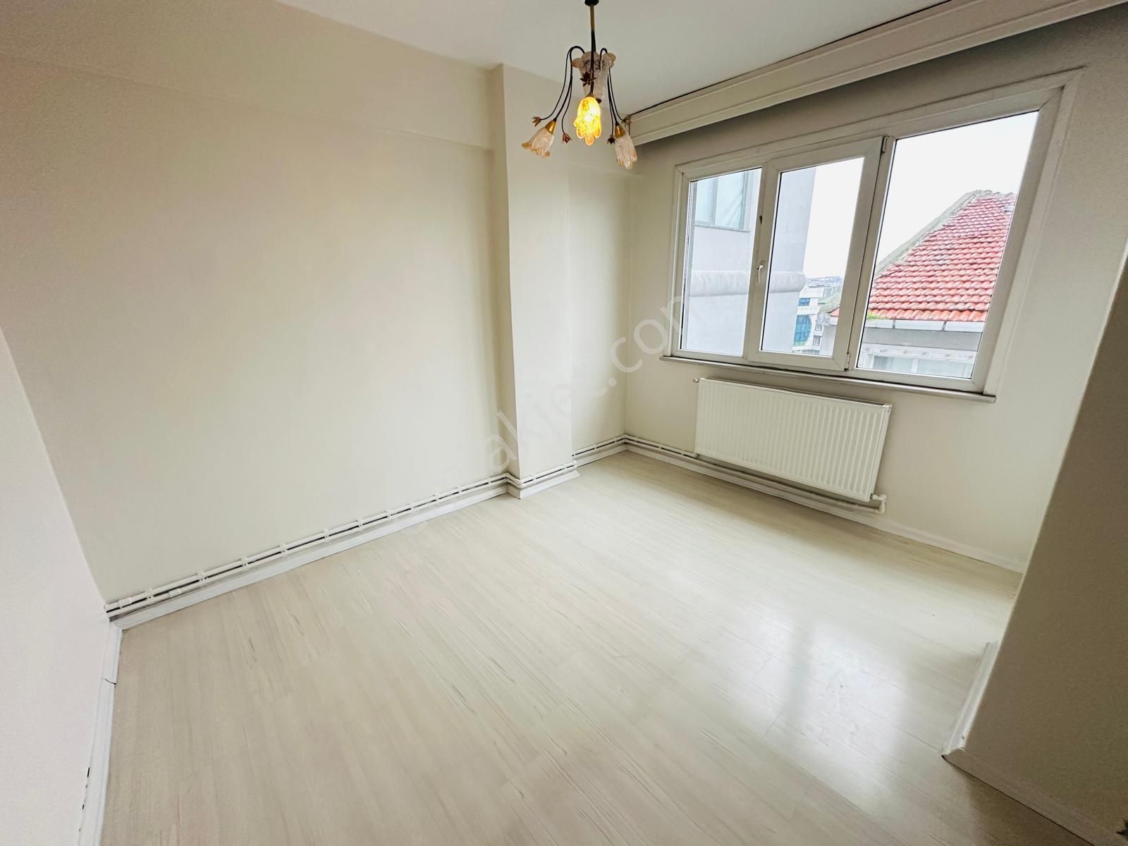 Has Seba'dan Sefaköy Merkezde Taşkasaba Yakın 3+1 120m2 3.katt - Görsel 21