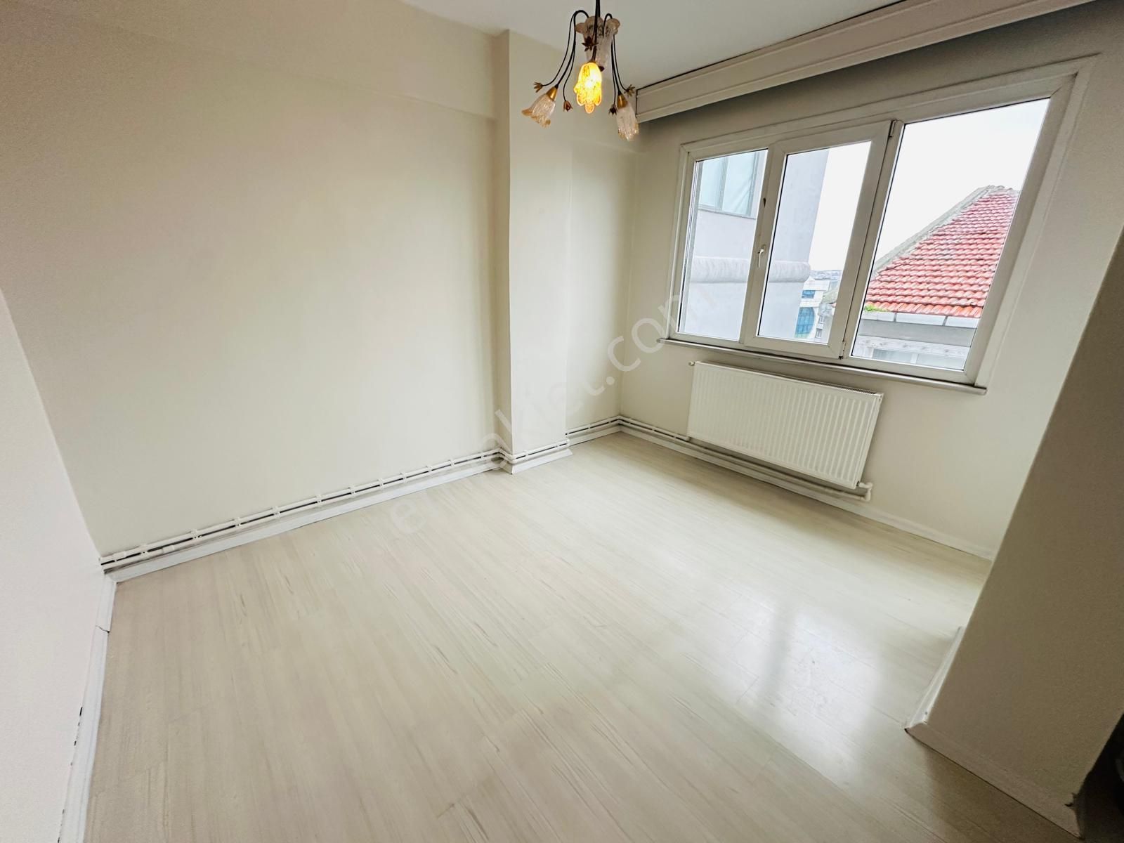 Has Seba'dan Sefaköy Merkezde Taşkasaba Yakın 3+1 120m2 3.katt - Görsel 19