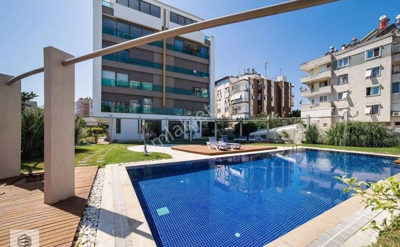 Şirinyalı’da İstinye Avlu 1+1 Mobilyalı Daire