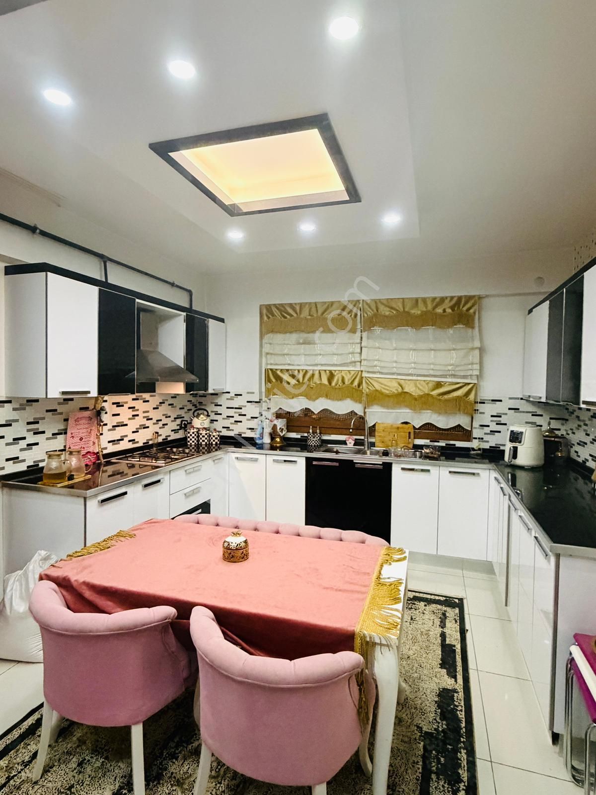 Aksoy'dan Kent Meydanı Civarı 4+1 Acil Satılık Fırsat Daire - Görsel 19