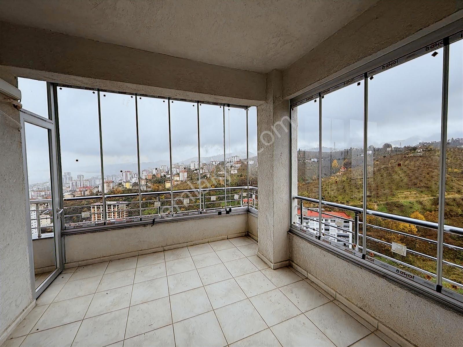 Altın Emlak Trabzon Kaşüstünde Satılık 3+1 Deniz Manzaralı Daire