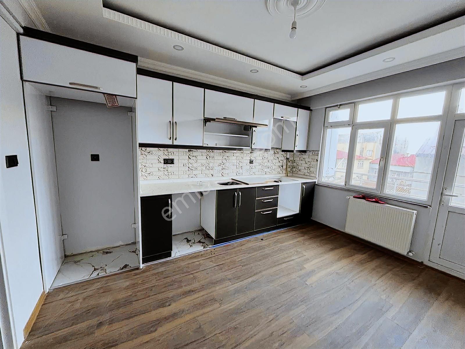 Altın Emlak Arsin Geniş Hol Planlı 2+1 Kullanışlı Satılık Daire