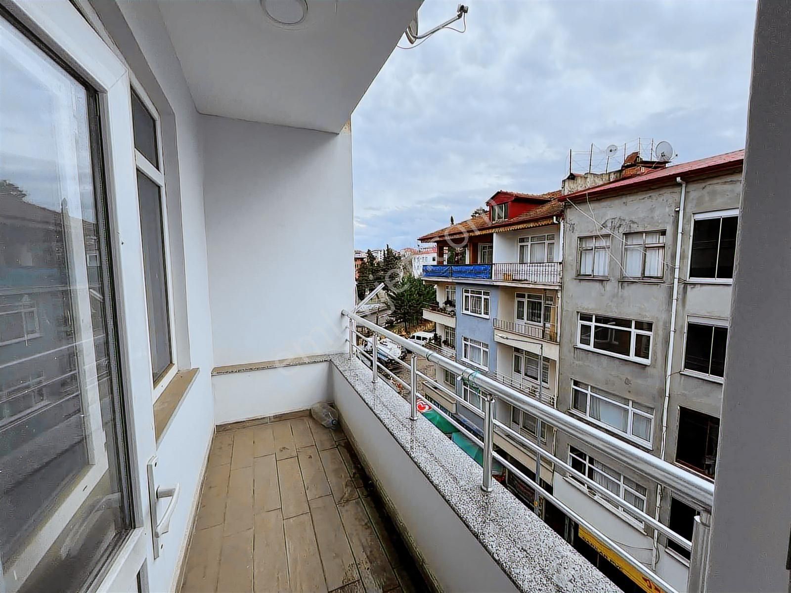 Altın Emlak Arsin Geniş Hol Planlı 2+1 Kullanışlı Satılık Daire - Görsel 2