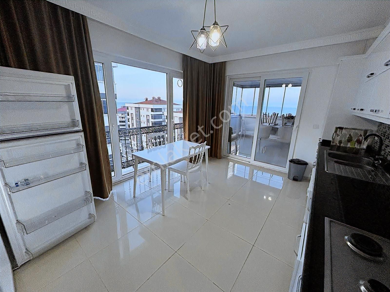 Altın Emlak Trabzonda Satılık 3+1 Deniz Manzaralı Fırsat Daire - Görsel 4