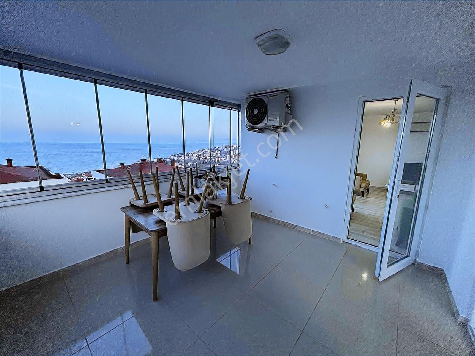 Altın Emlak Trabzonda Satılık 3+1 Deniz Manzaralı Fırsat Daire - Görsel 15