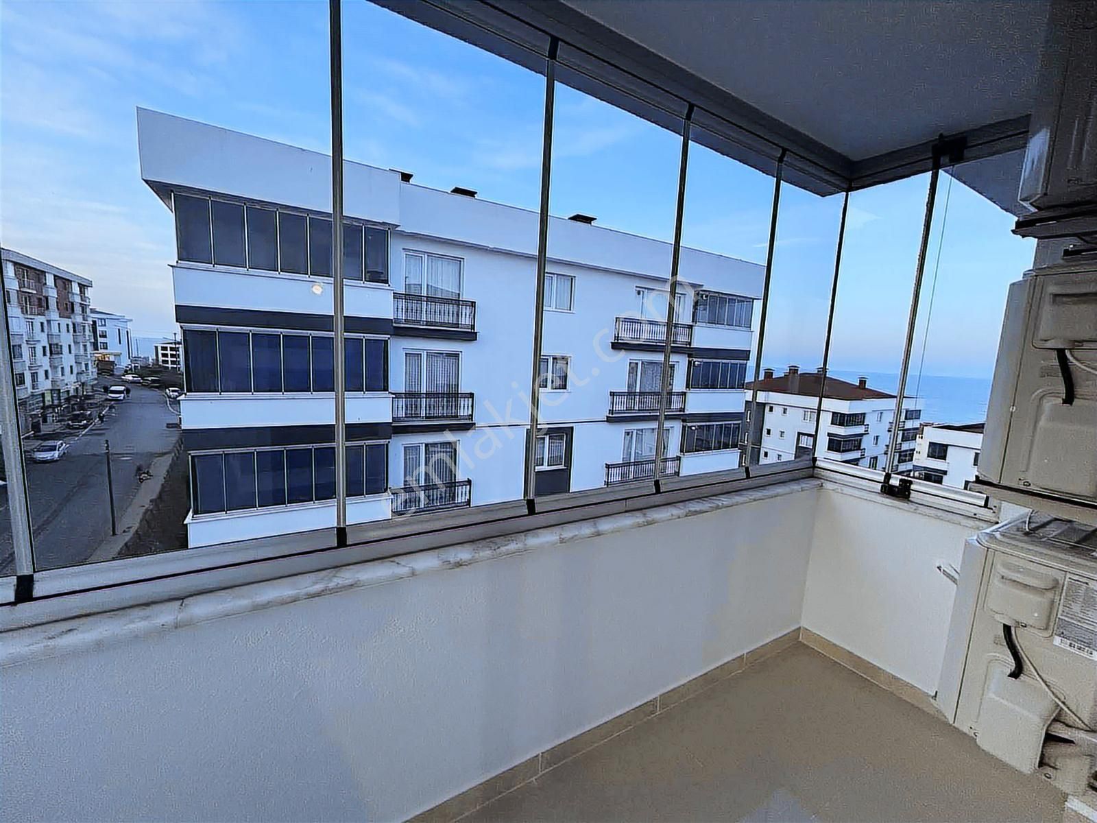 Altın Emlak Trabzonda Satılık 3+1 Deniz Manzaralı Fırsat Daire - Görsel 11