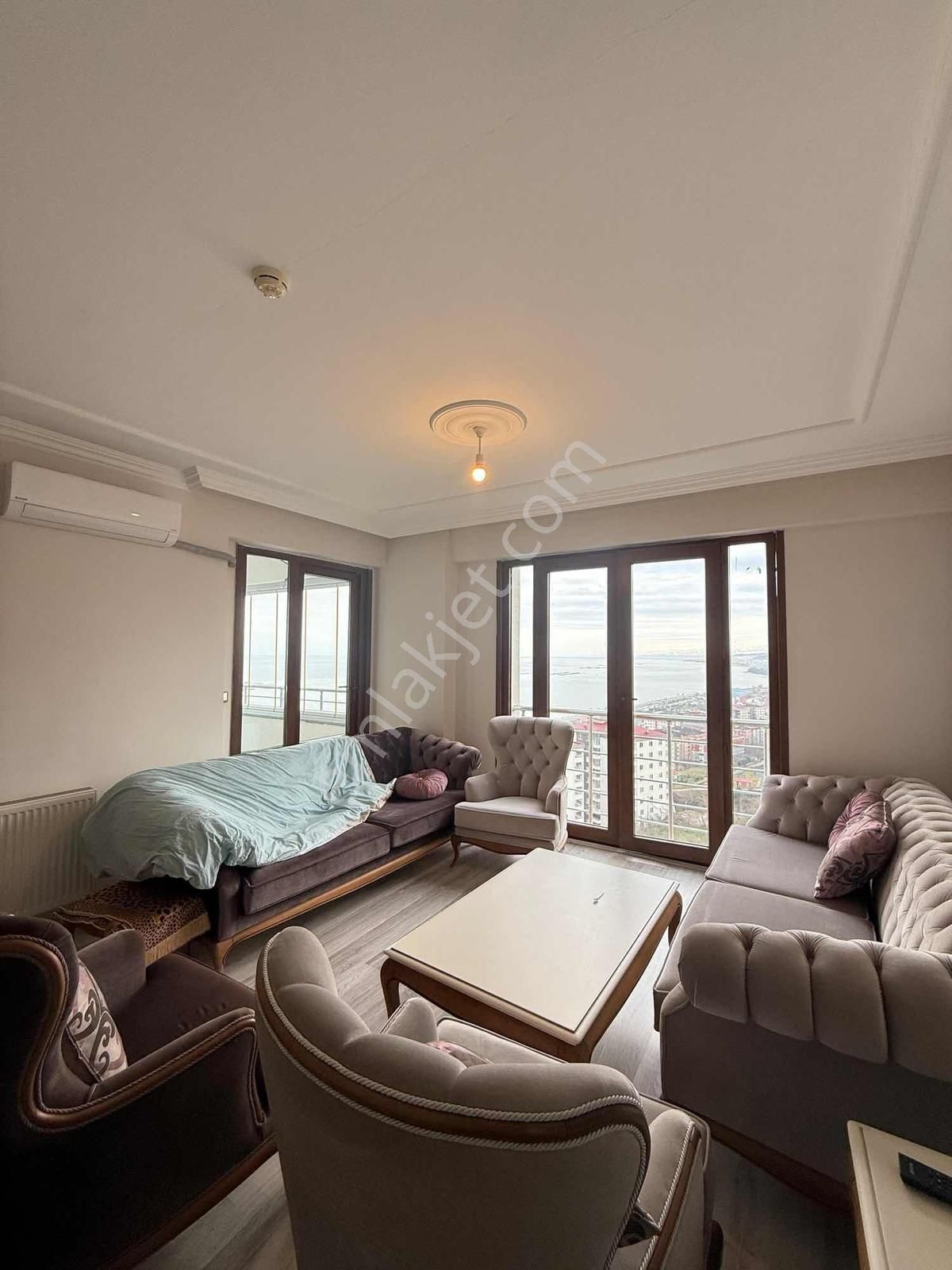 Altın Emlak Trabzonda Satılık 3+1 Fırsat Daire - Görsel 16