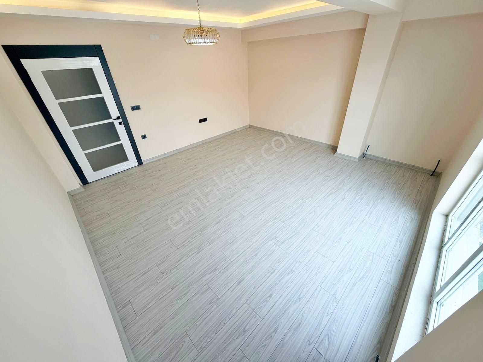 Yuvam'dan Acil Satılık Ultra Lüx Yapılı 3+1 Kaçmaz Fiyata - Görsel 2