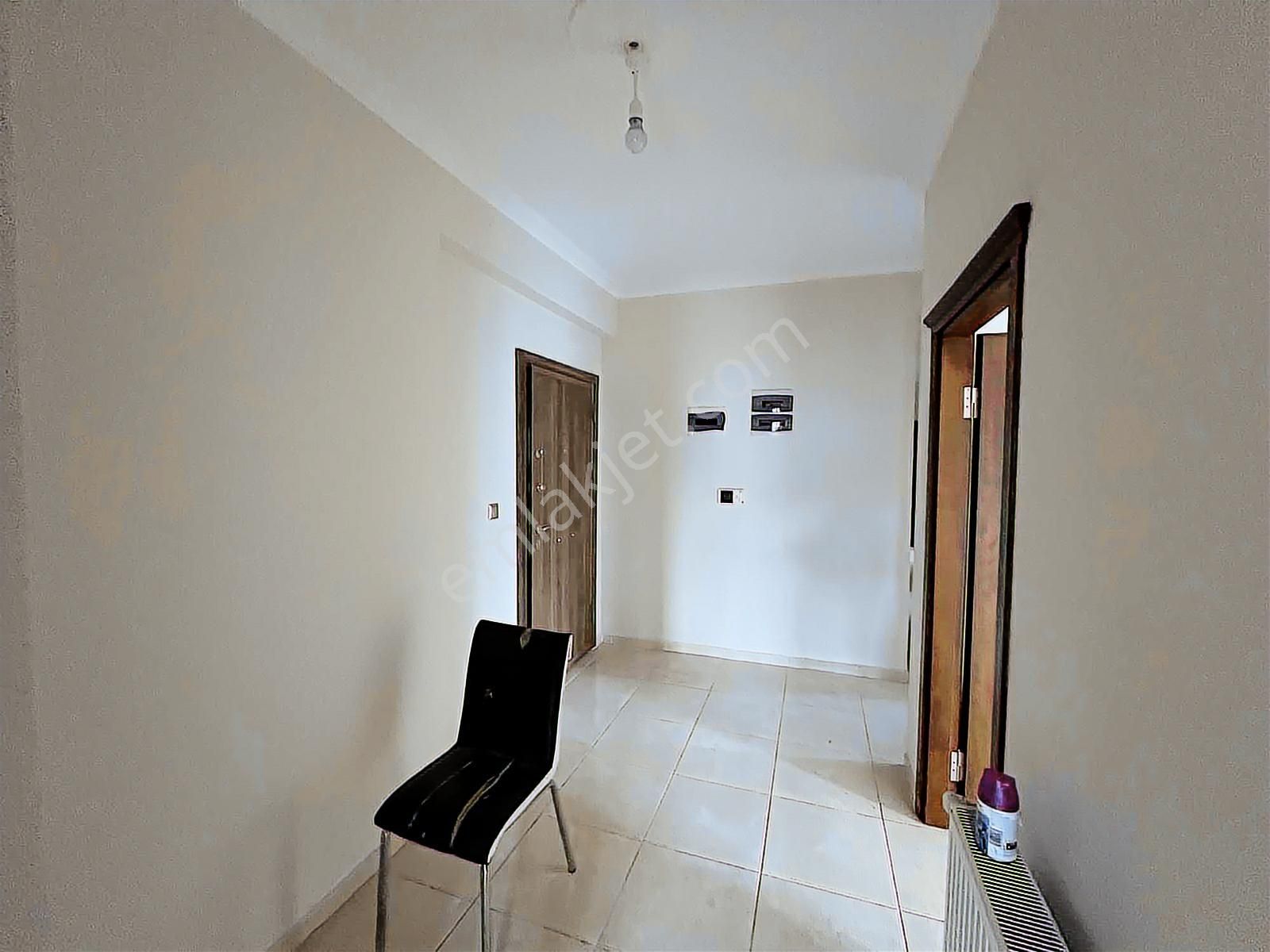 Altın Emlaktan Yomra Da Satılık 4+1 Daire - Görsel 2