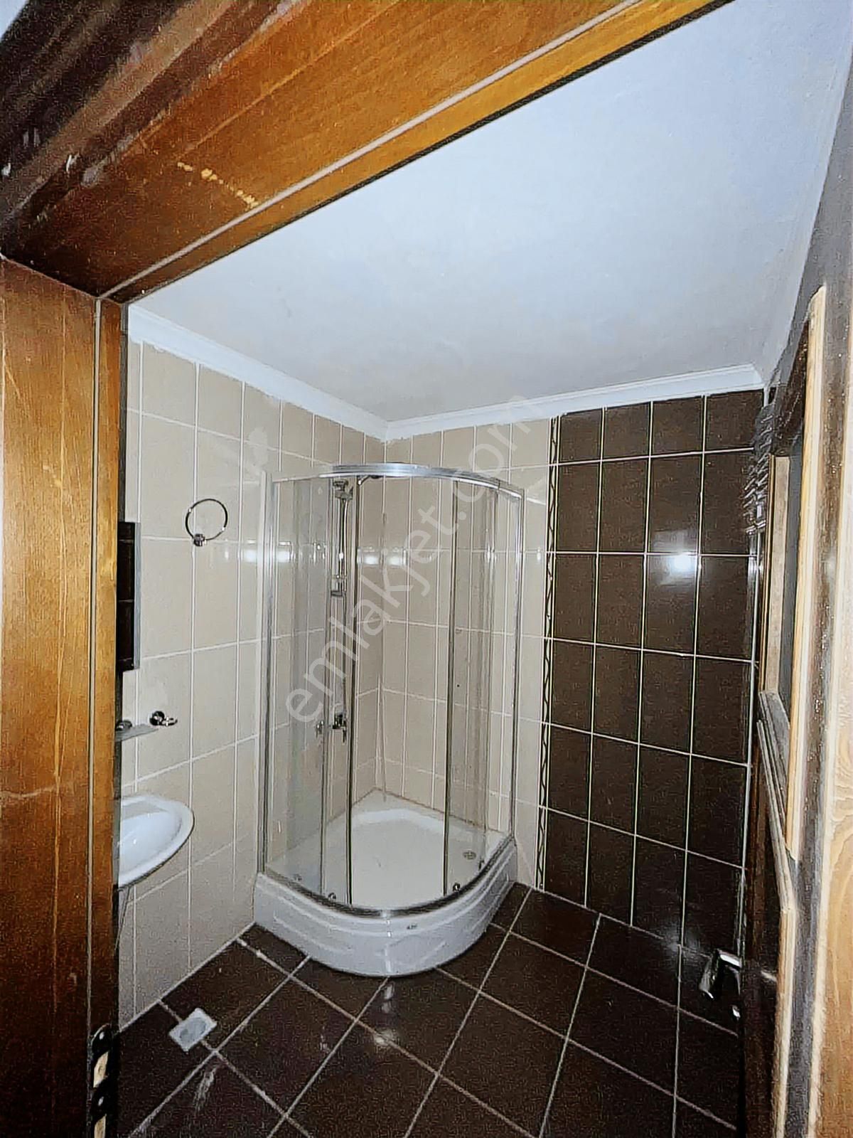 Altın Emlaktan Yomra Da Satılık 3+1 Daire - Görsel 13