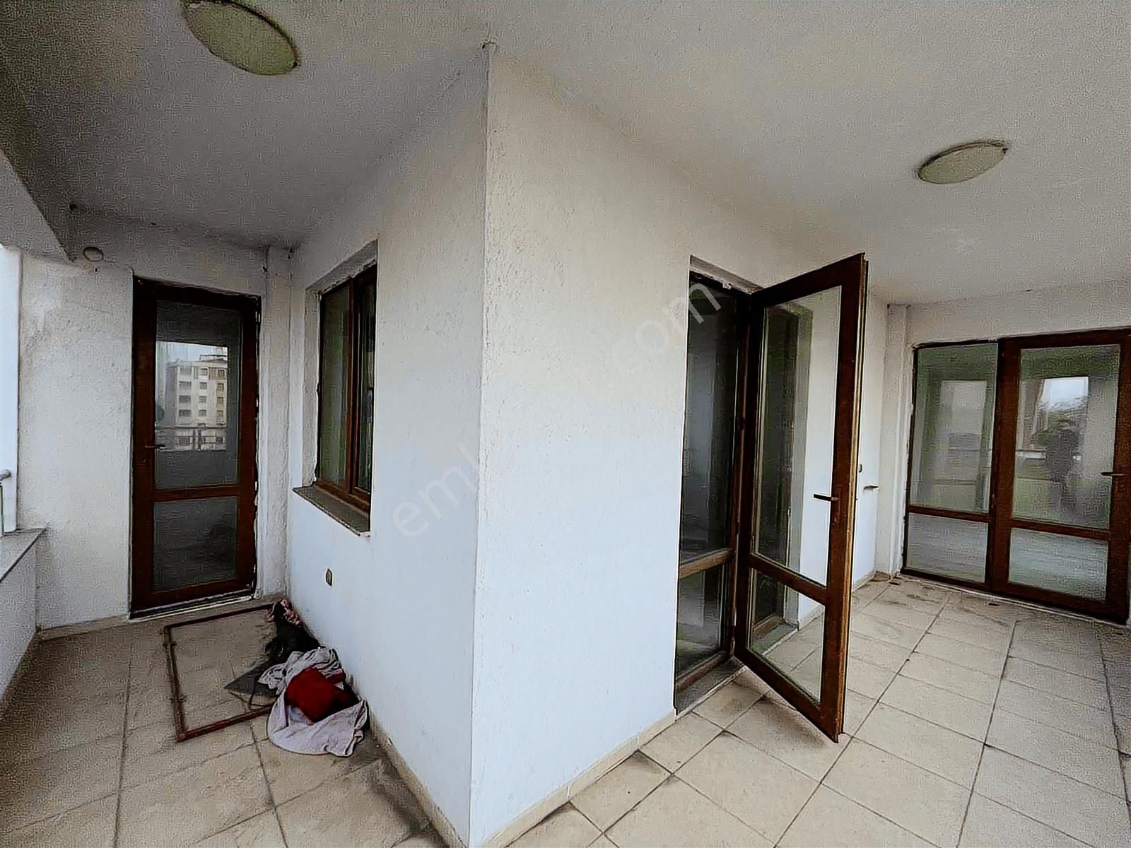 Altın Emlaktan Yomra Da Satılık 3+1 Daire - Görsel 15