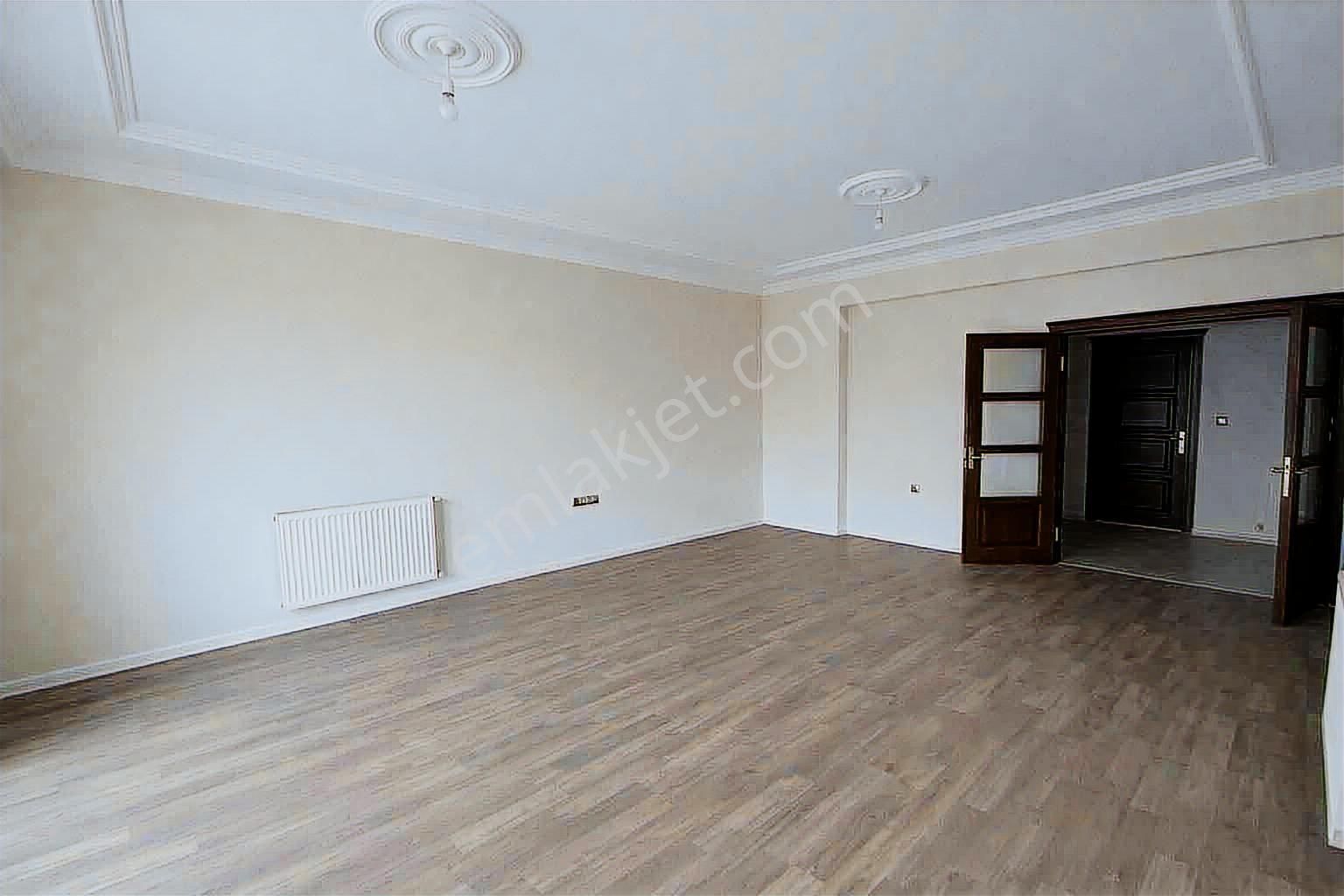 Altın Emlaktan Yomra Da Deniz Manzaralı 3+1 Daire