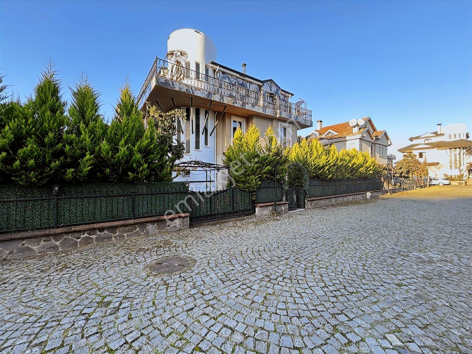 Altın Emlak Trabzonda Satılık Villa - Görsel 21
