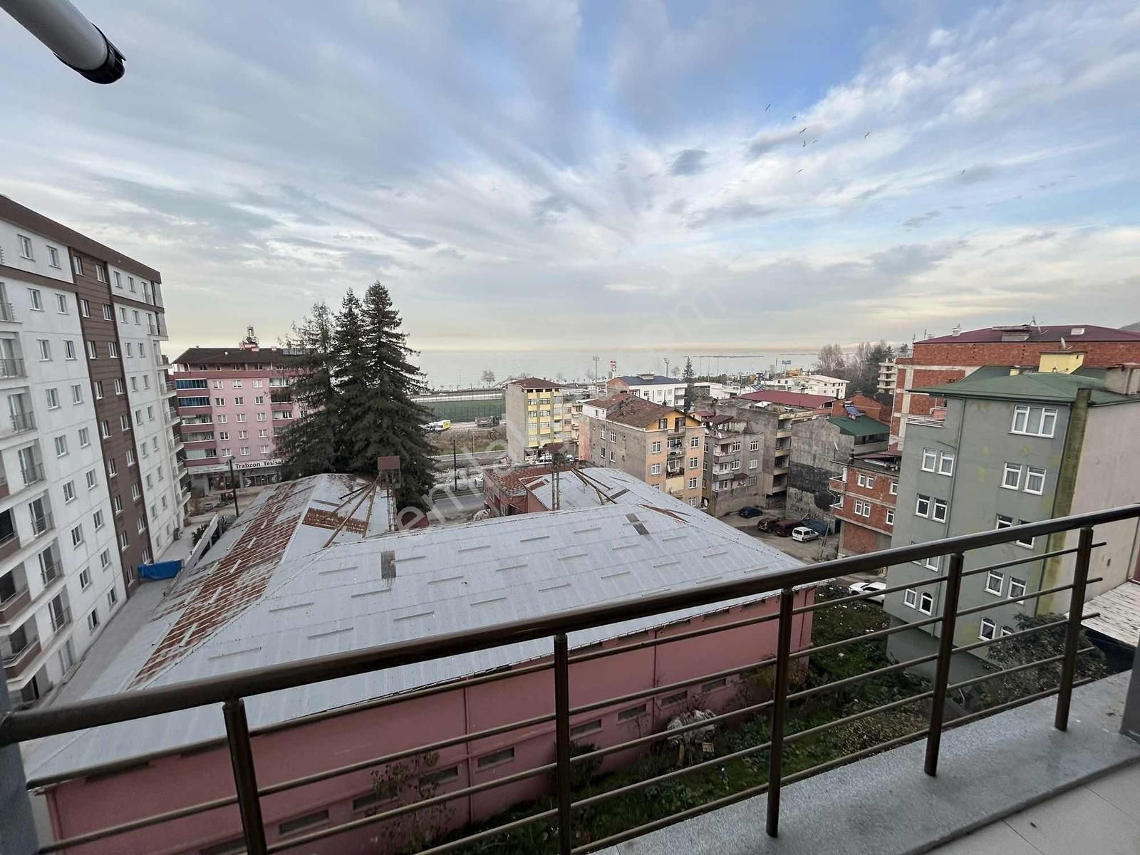 Altın Emlak Trabzon Yomrada Eşyalı Satılık 3+1 Rezidans Daire - Görsel 22