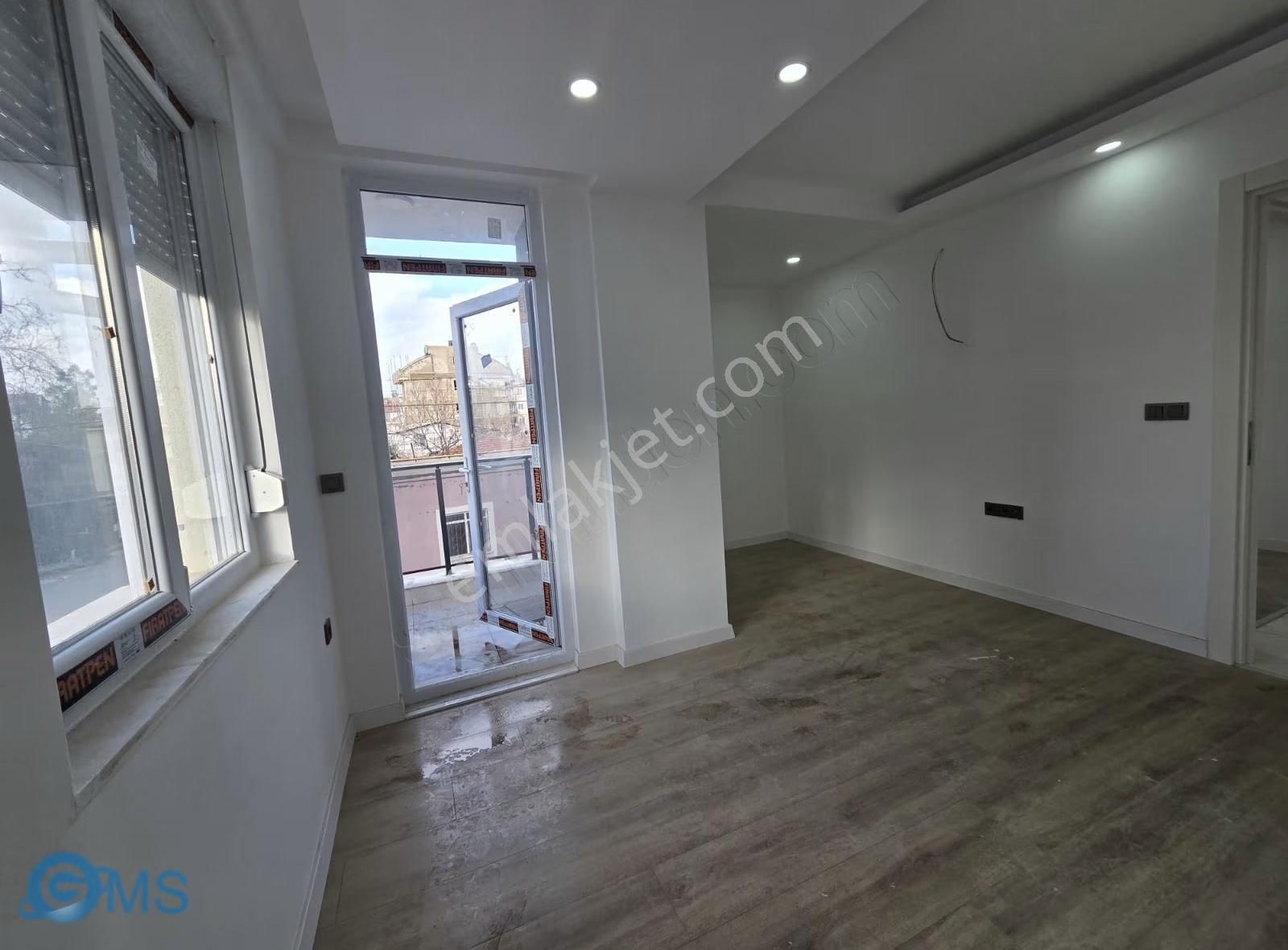 F.çakmak Mah.de 2+1 Sıfır İskanlı Tranvaya Yakın Arakat - Görsel 22