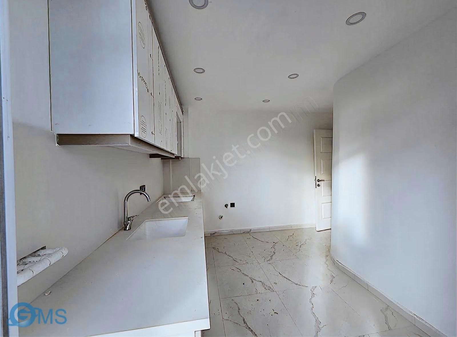 F.çakmak Mah.de 2+1 Sıfır İskanlı Tranvaya Yakın Arakat - Görsel 13