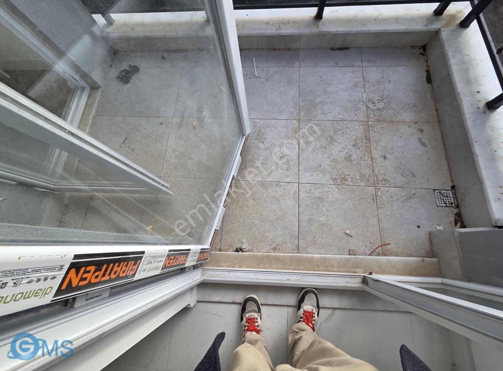 F.çakmak Mah.de 2+1 Sıfır İskanlı Tranvaya Yakın Arakat - Görsel 15