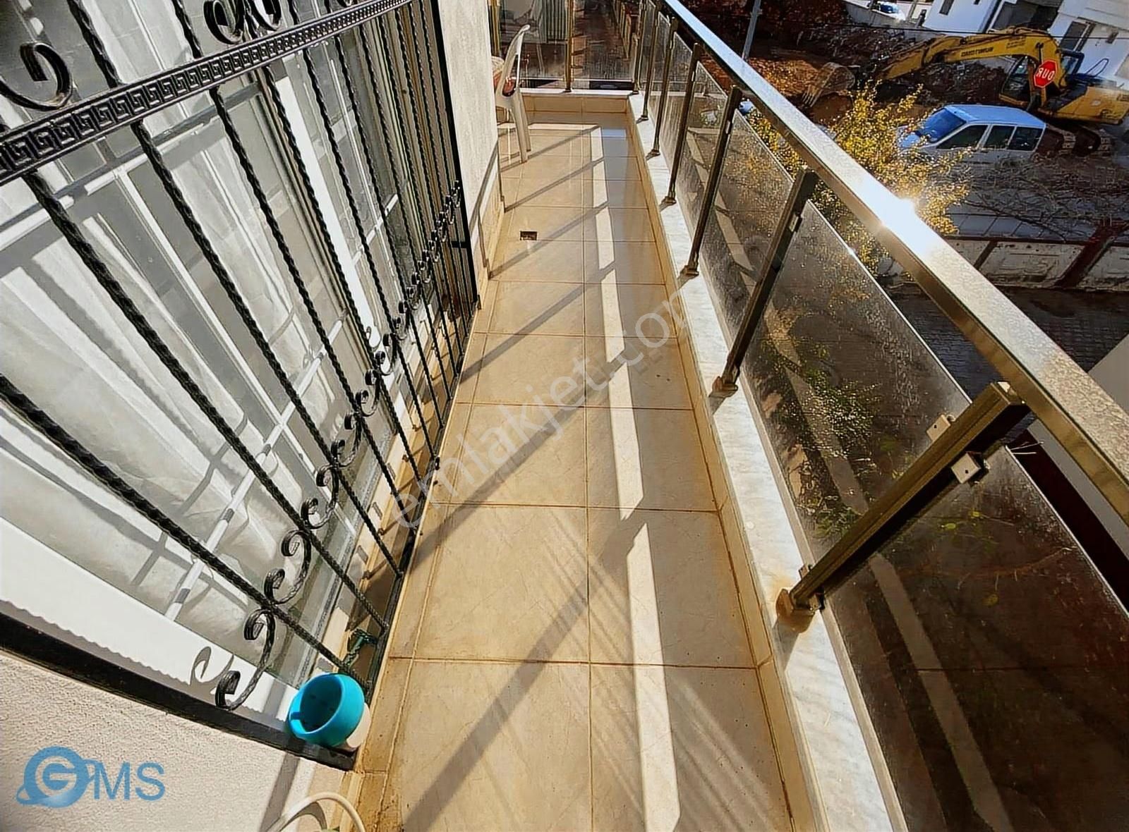 M.akif Ersoy Mah 2+1 Arakat Tranvaya Yakın Önü Açık Güney Cephe - Görsel 15