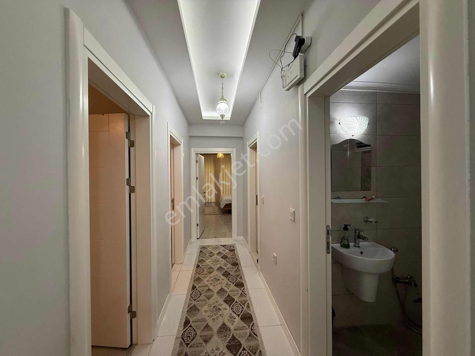 Altın Emlak Trabzonda Eşyalı Satılık 3+1 Fırsat Daire - Görsel 7