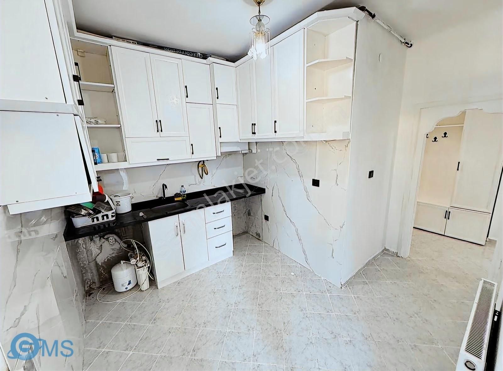 Kuzeyyaka Mah.de 3+1 Asansörlü Masrafsız Arakat Ana Yola Yakın