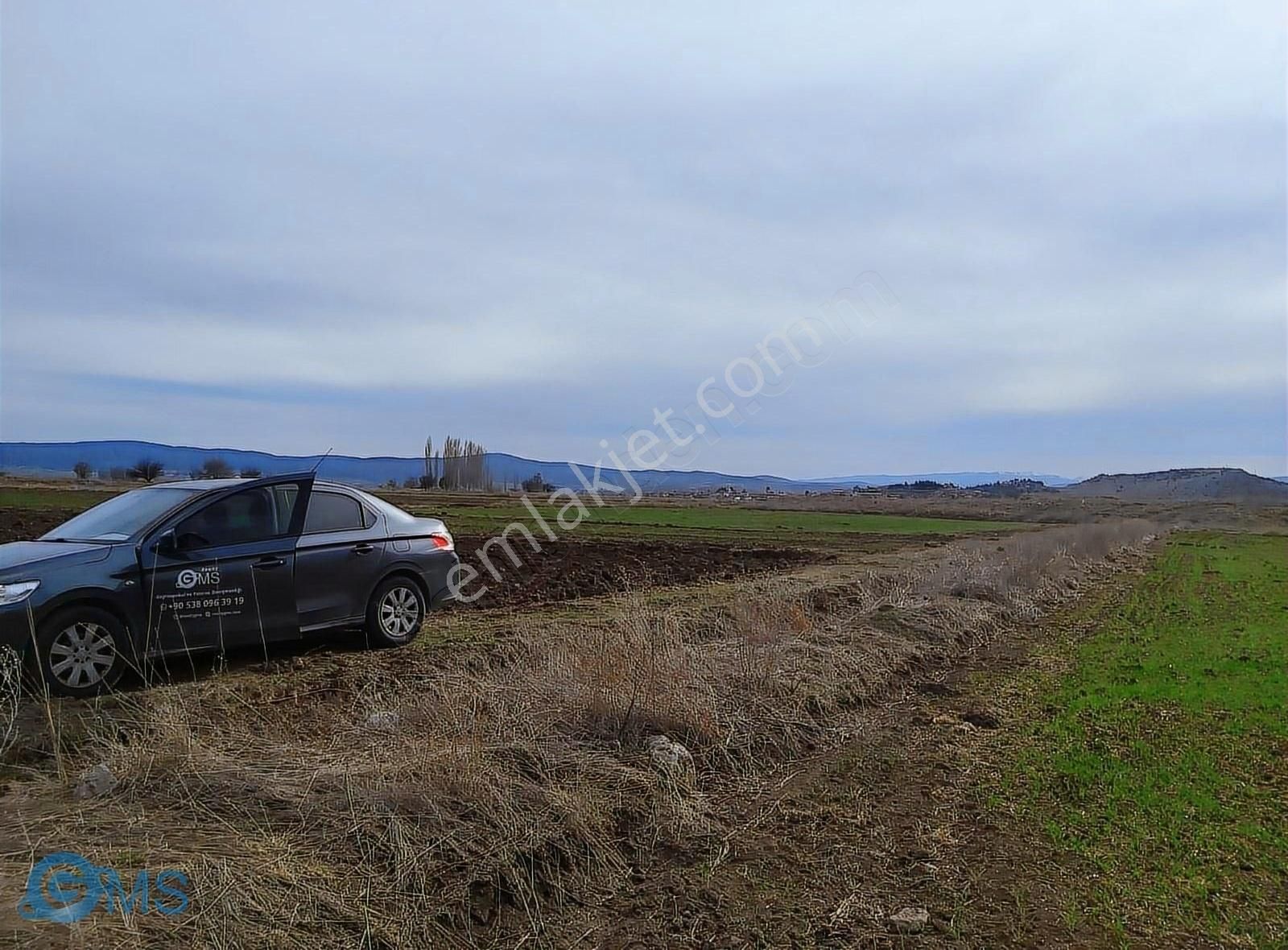 Burdur Yeşilova Alanköy De 2900m2 Yolu Suyu Mevcut Yatırımlık - Görsel 20
