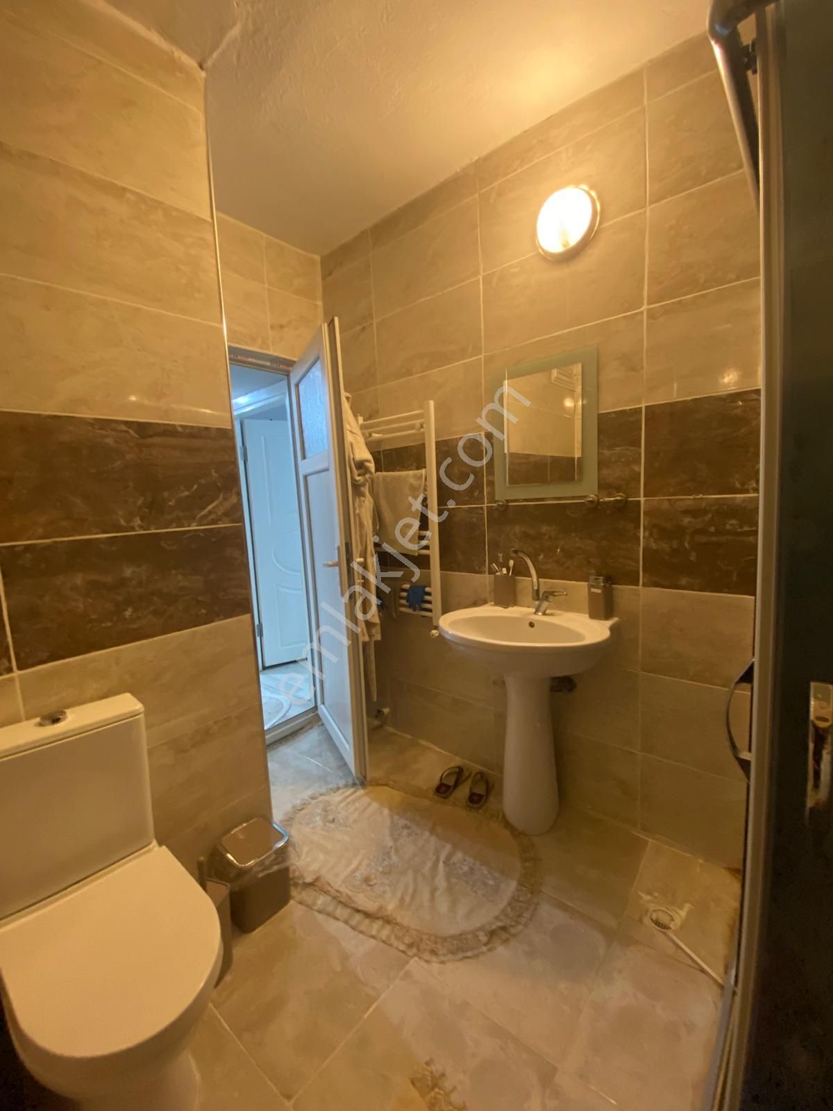 Deniz Yiğit'ten Meydan Mahallesinde Merkezde Satılık 2+1 Daire Full Yapılı Bakımlı - Görsel 26