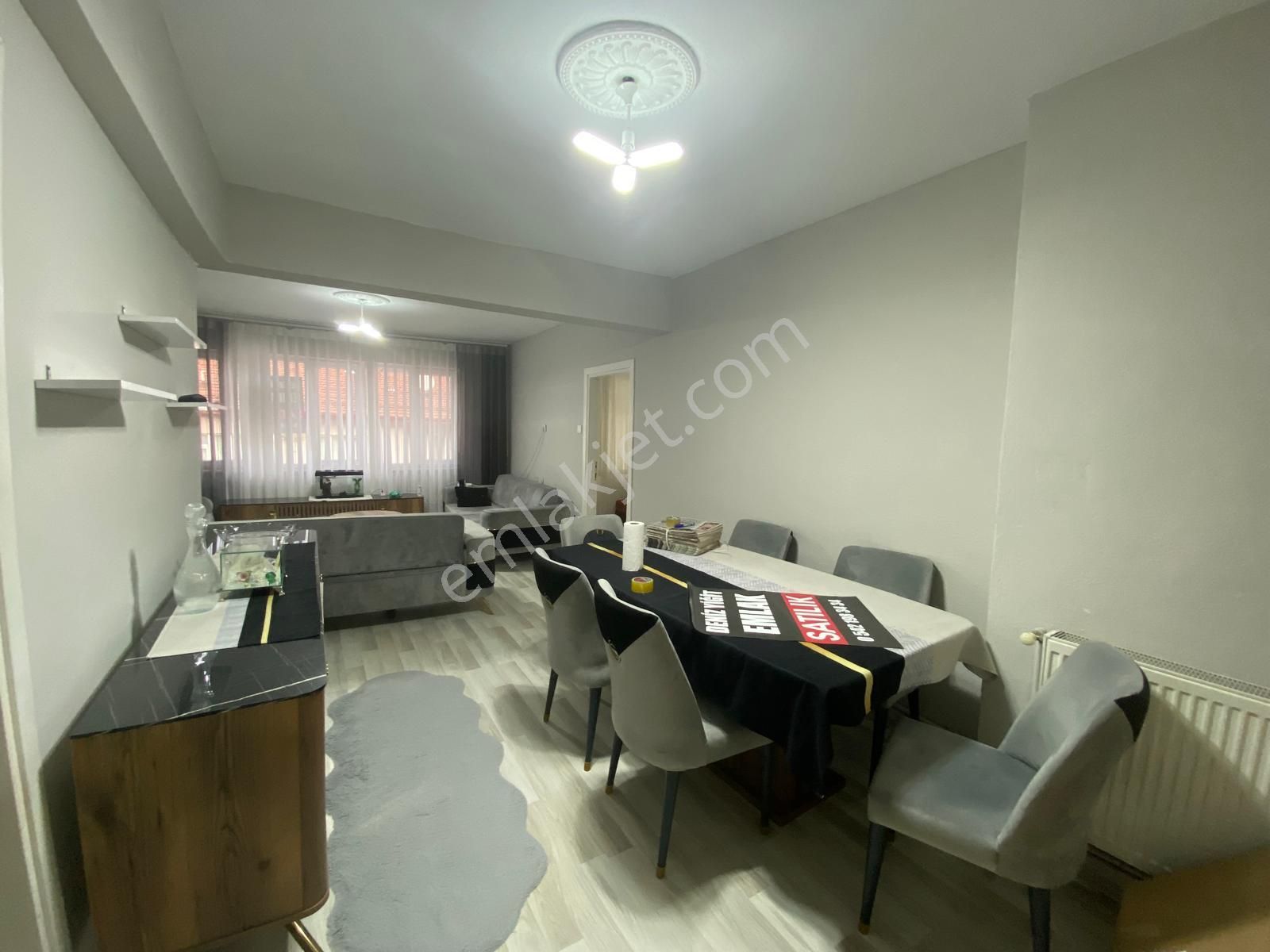 Deniz Yiğit'ten Meydan Mahallesinde Merkezde Satılık 2+1 Daire Full Yapılı Bakımlı - Görsel 2