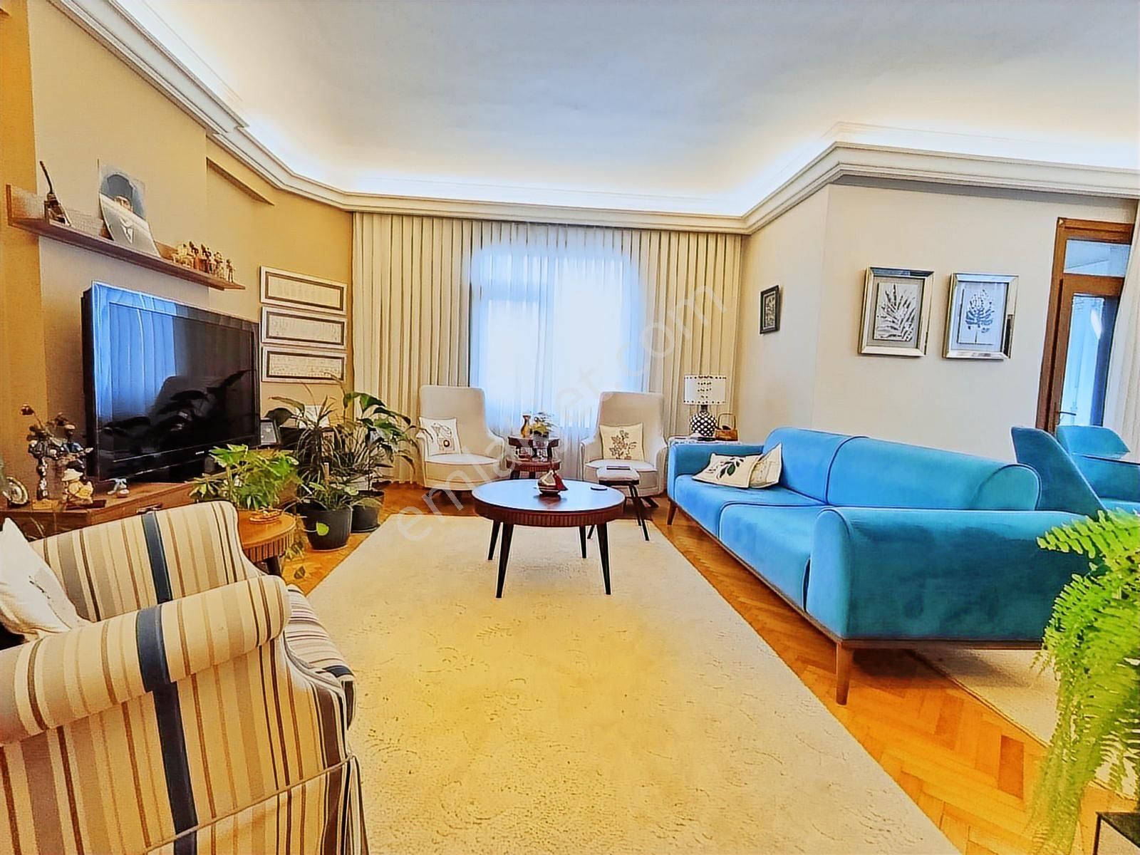 Tek Yetkili Turyap'tan Minibüs'e İlk Sokakta Teraslı Dubleks 4+1