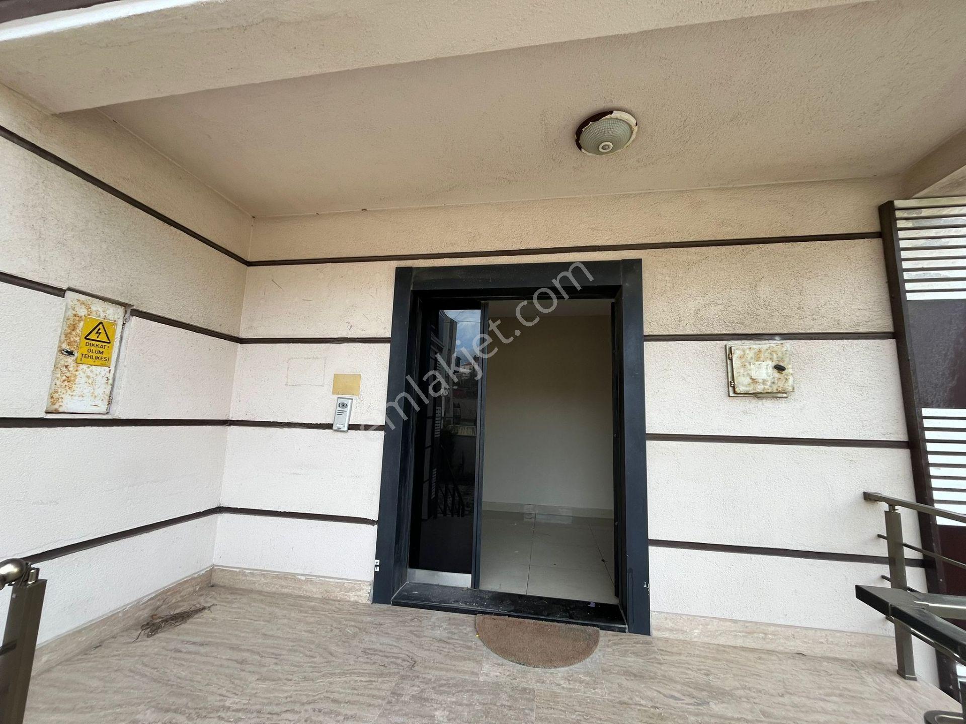 Se&as Exclusıve: Nezih Semtte 6+1 Lüks Bahçeli Villa!