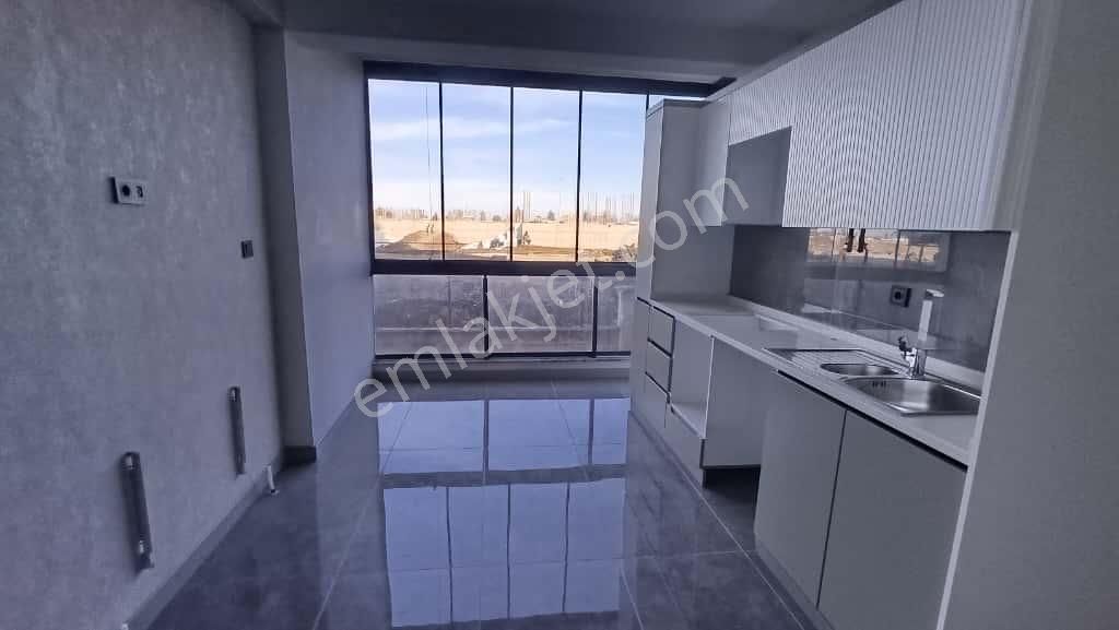 Aksoy'dan Cheryy Bayiisi Karşısı 2+1 Acil Satılık Daire - Görsel 14