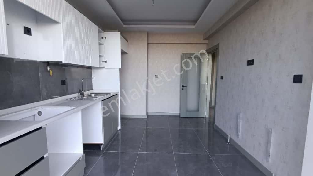 Aksoy'dan Cheryy Bayiisi Karşısı 2+1 Acil Satılık Daire