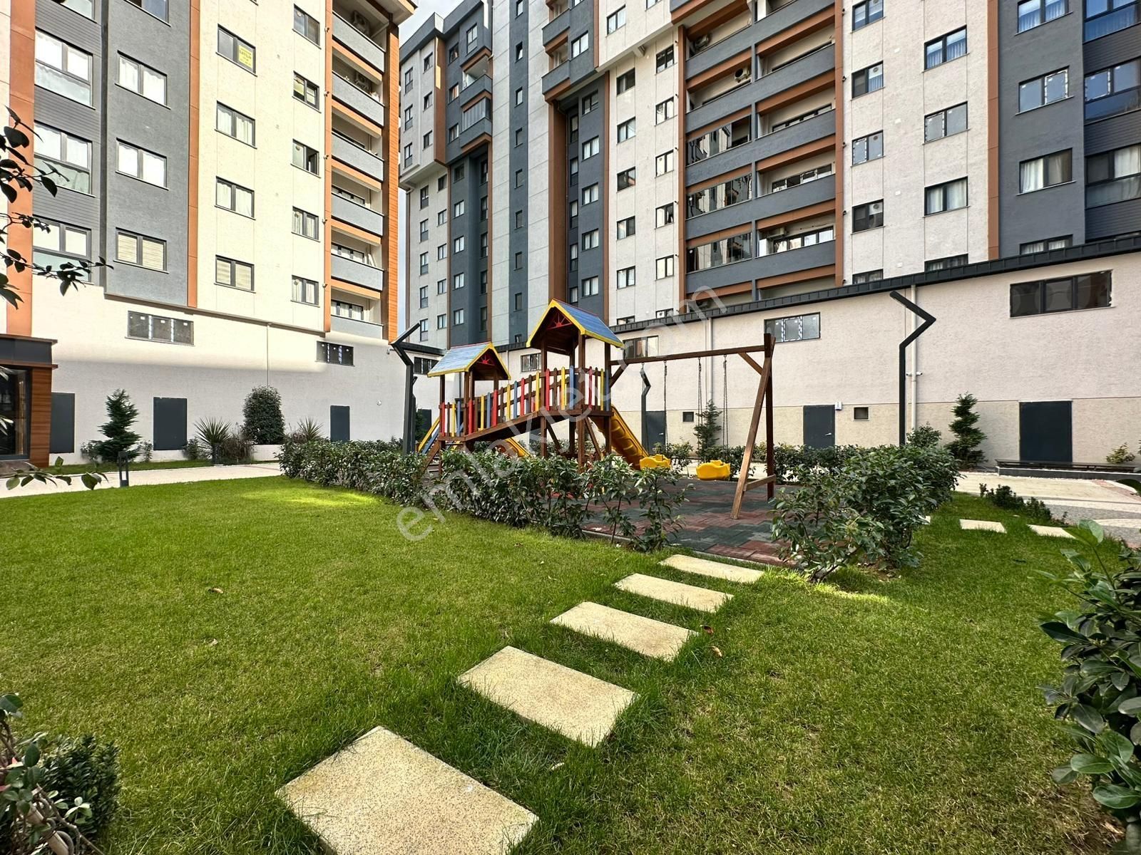 ▃yatırım▃ Tuzla Sahilde Oturuma Hazır Geniş Ferah 3+1