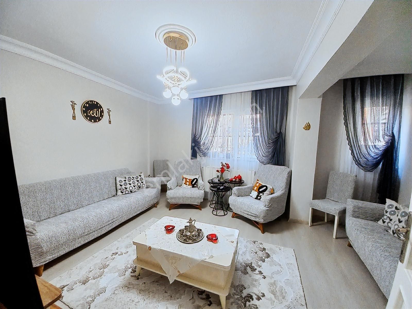 Şeref Emlak Çift Girişli Karlıtepe 3+1 3.620.000 Tl - Görsel 3