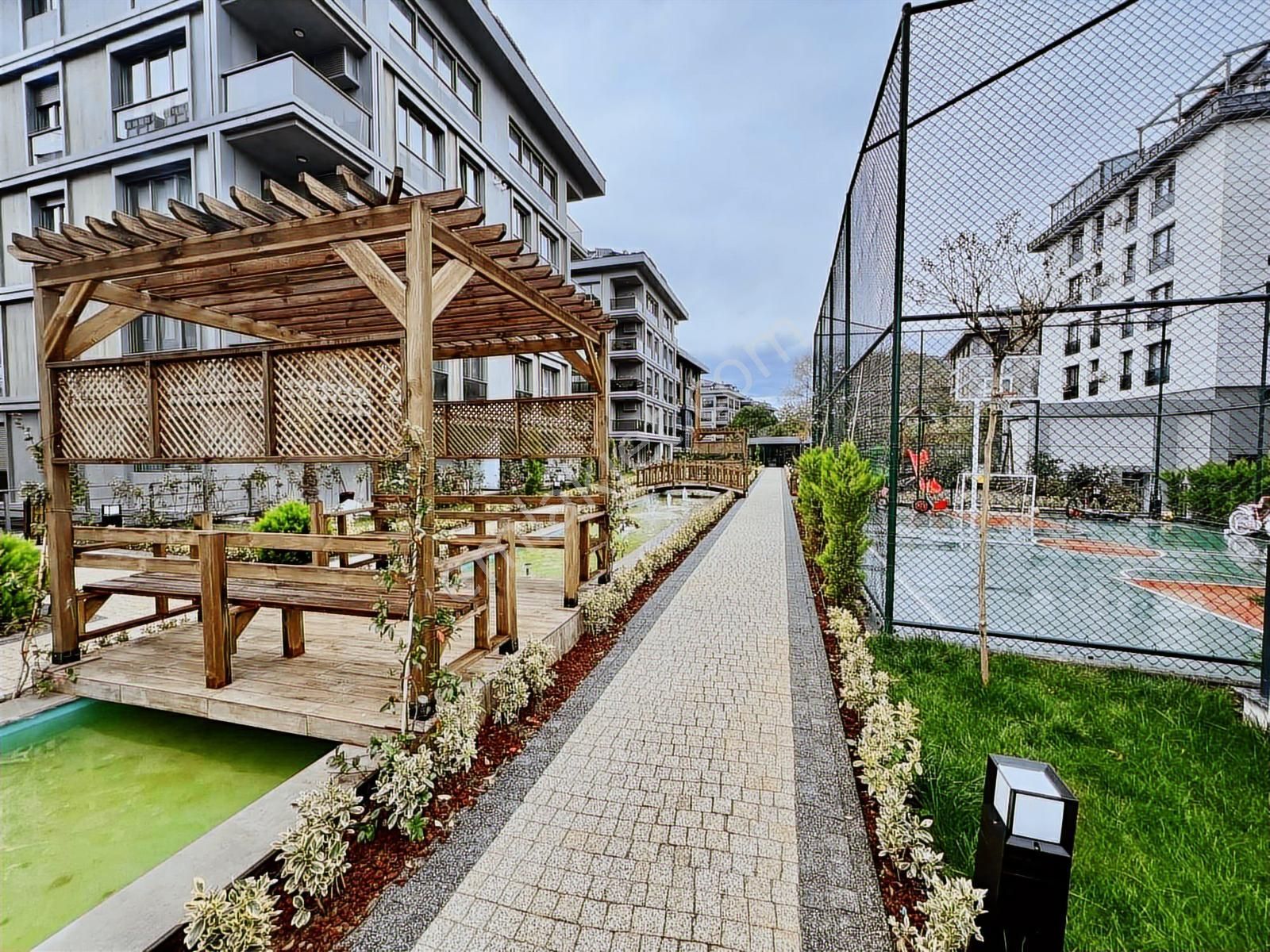 Kaçırılmaz Fırsat! Çengelköy Vera Sitesinde 3+1 135 M² Daire - Görsel 33
