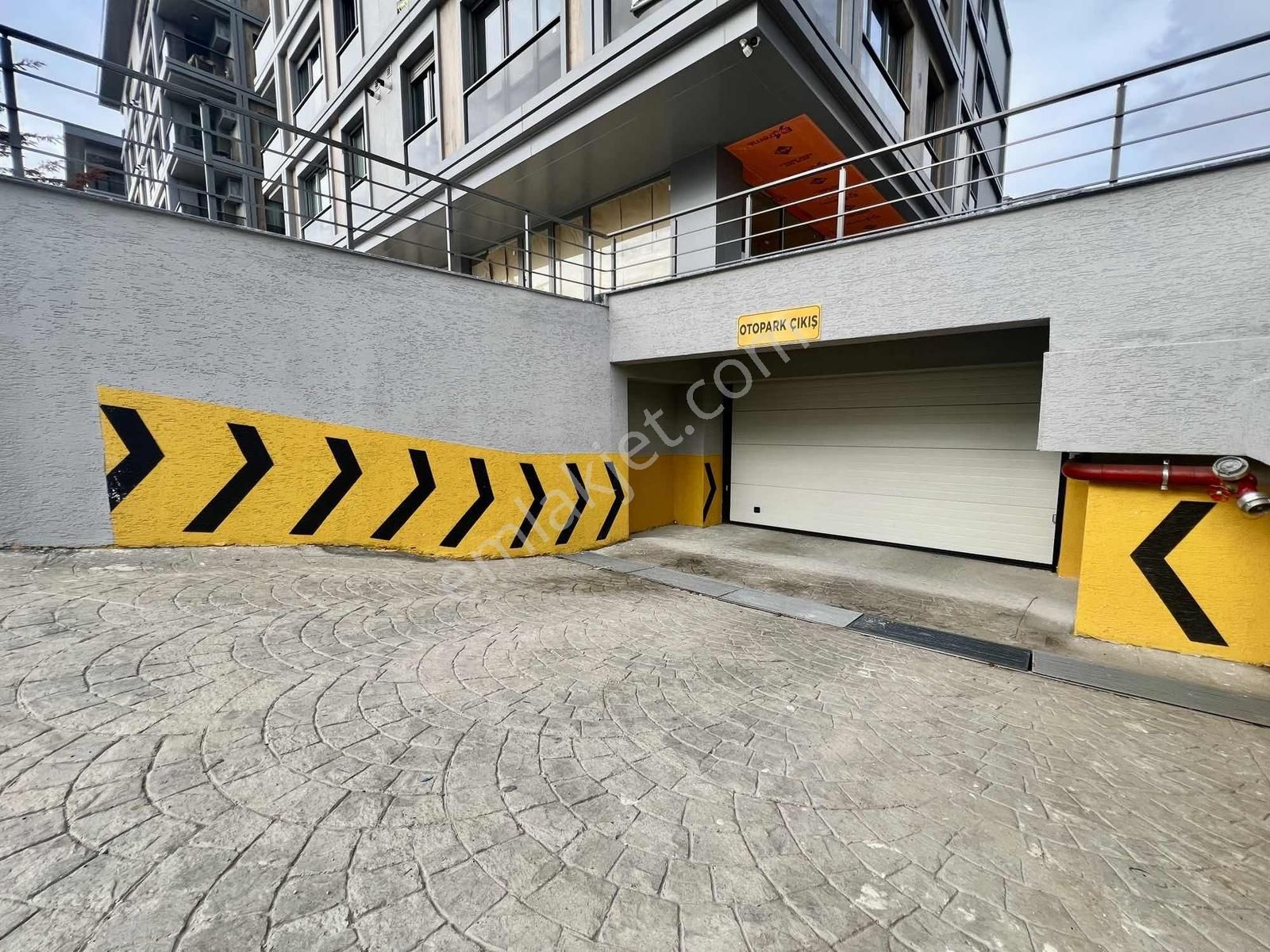 Kaçırılmaz Fırsat! Çengelköy Vera Sitesinde 3+1 135 M² Daire - Görsel 28