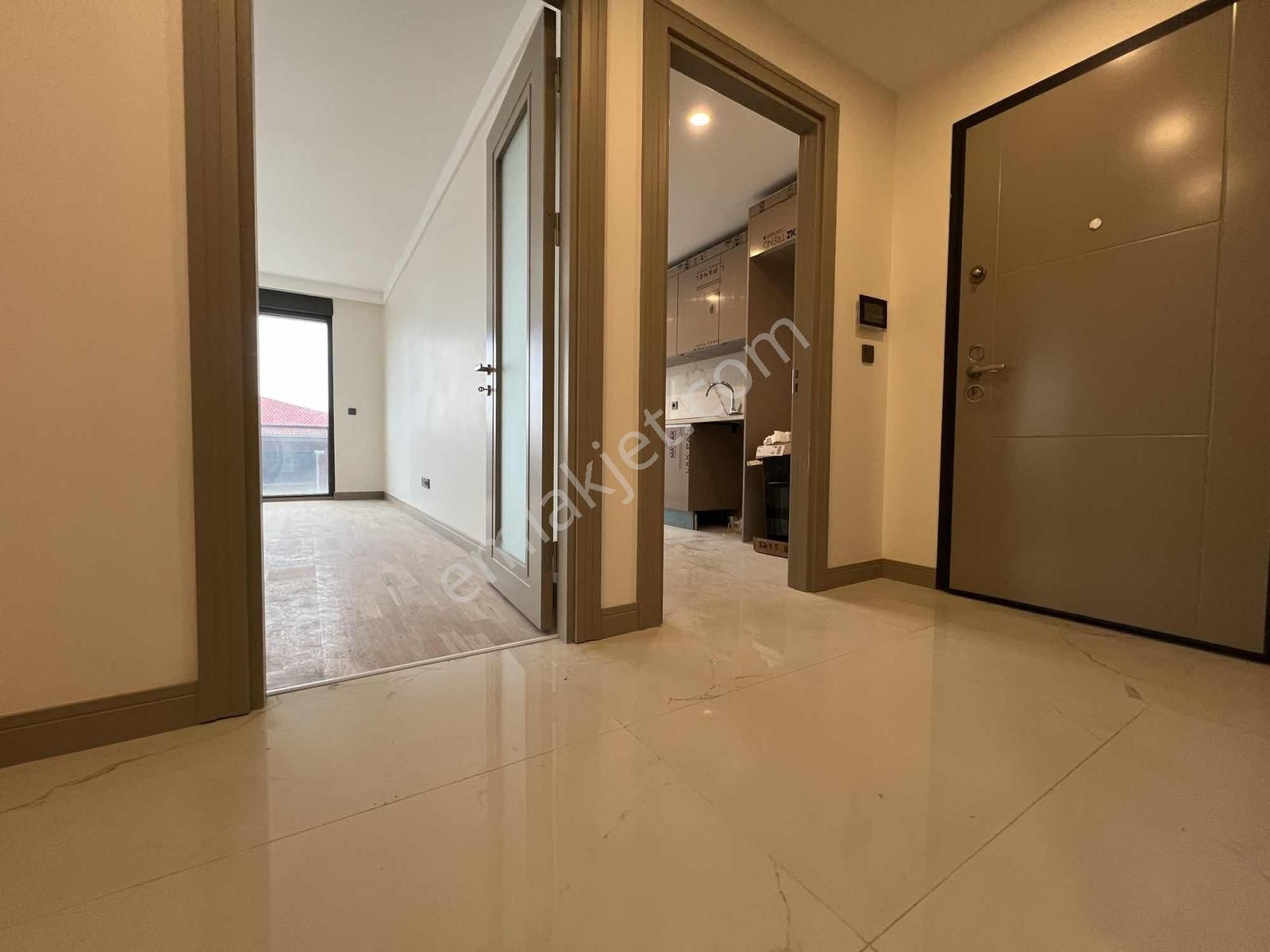 Kaçırılmaz Fırsat! Çengelköy Vera Sitesinde 3+1 135 M² Daire - Görsel 22