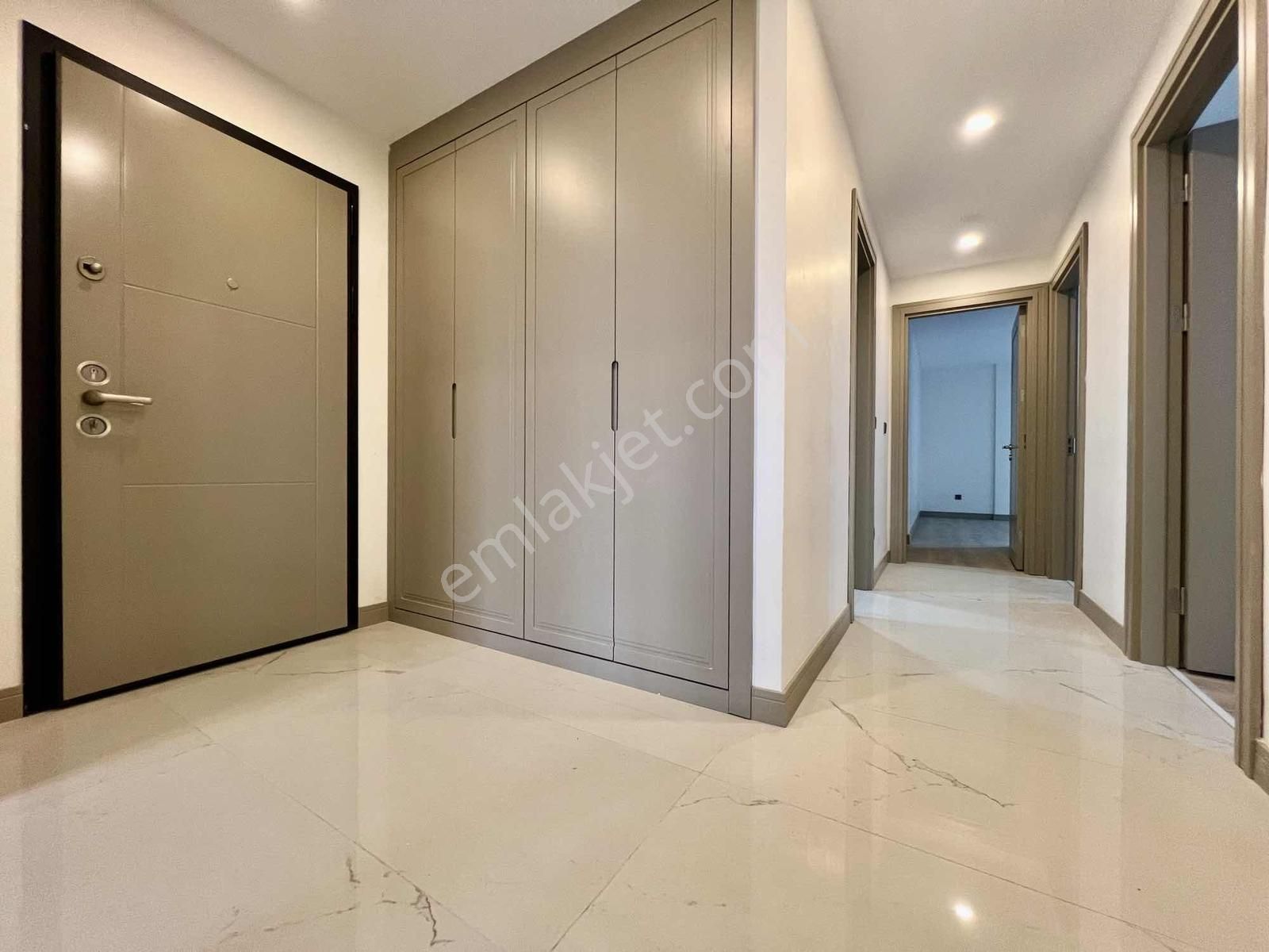 Kaçırılmaz Fırsat! Çengelköy Vera Sitesinde 3+1 135 M² Daire - Görsel 23