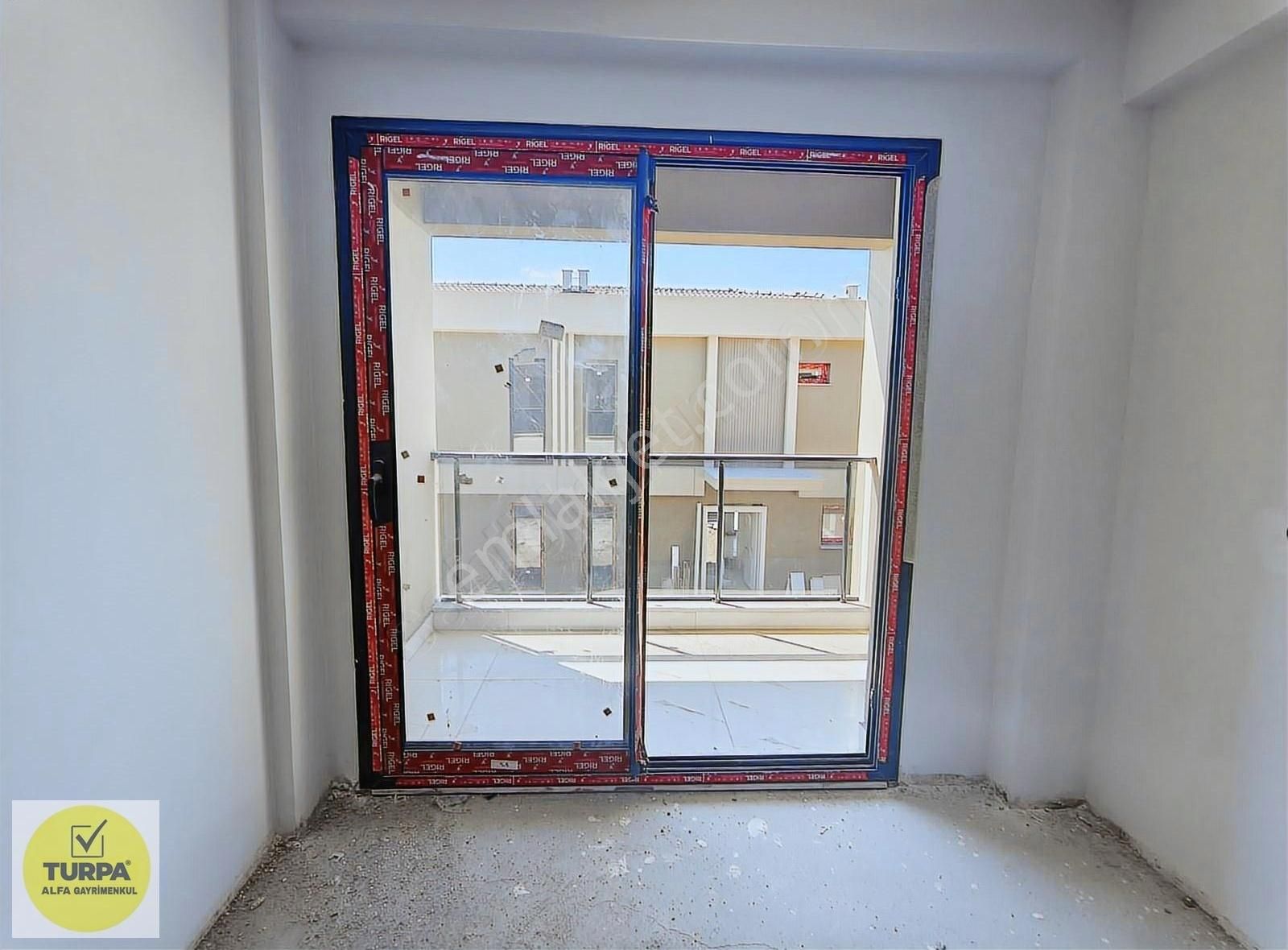 Karaali Mahallesi'nde 4+1 Satılık Müstakil Havuzlu Villa - Görsel 20