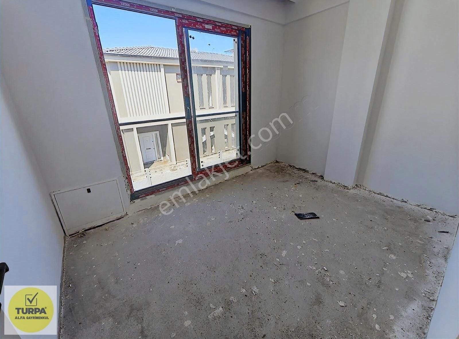 Karaali Mahallesi'nde 4+1 Satılık Müstakil Havuzlu Villa - Görsel 17