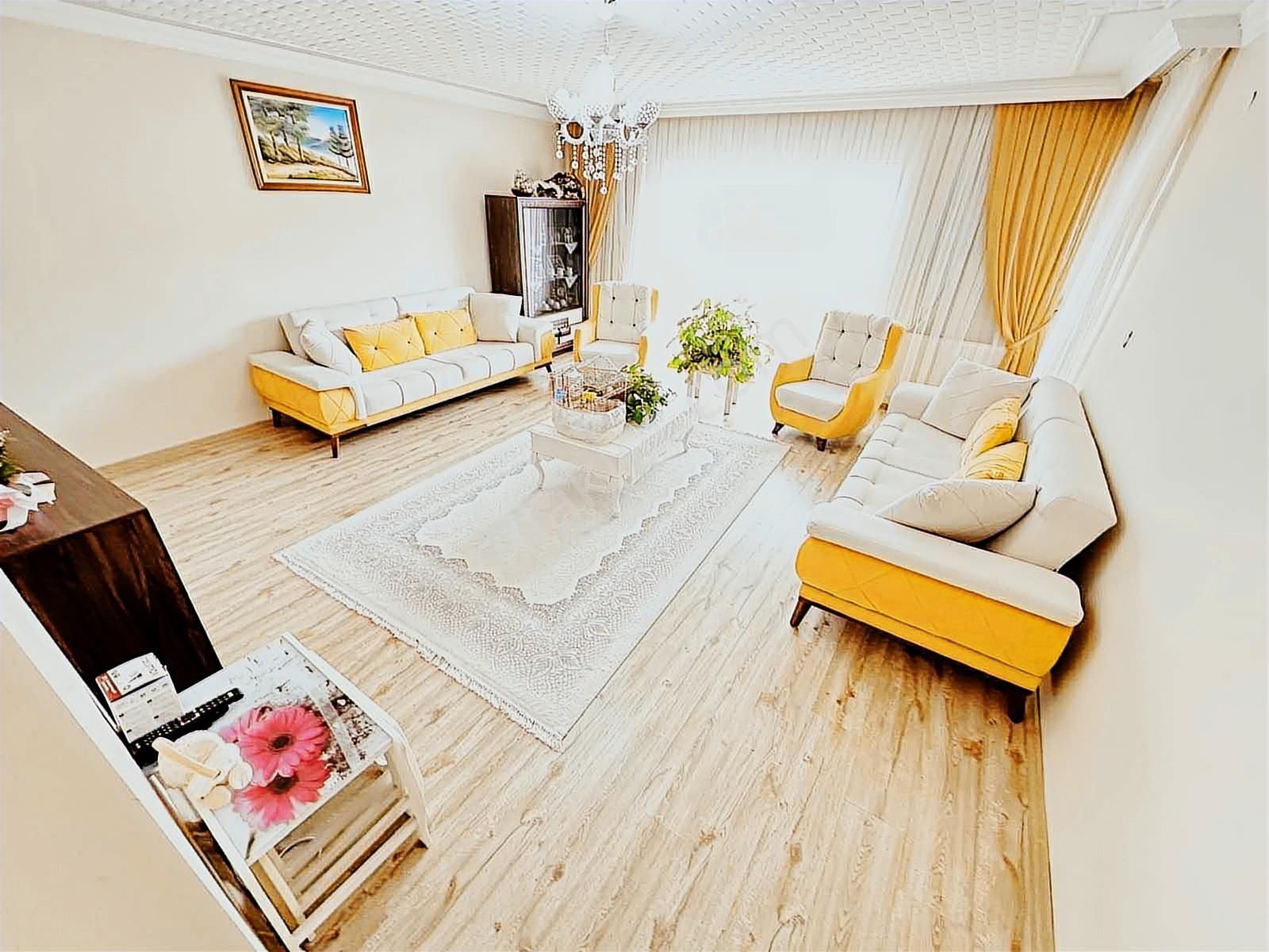 Beyler'den Yeşilovada Katta Öncephe Geniş M² Çift Banyo 3+1daire - Görsel 12