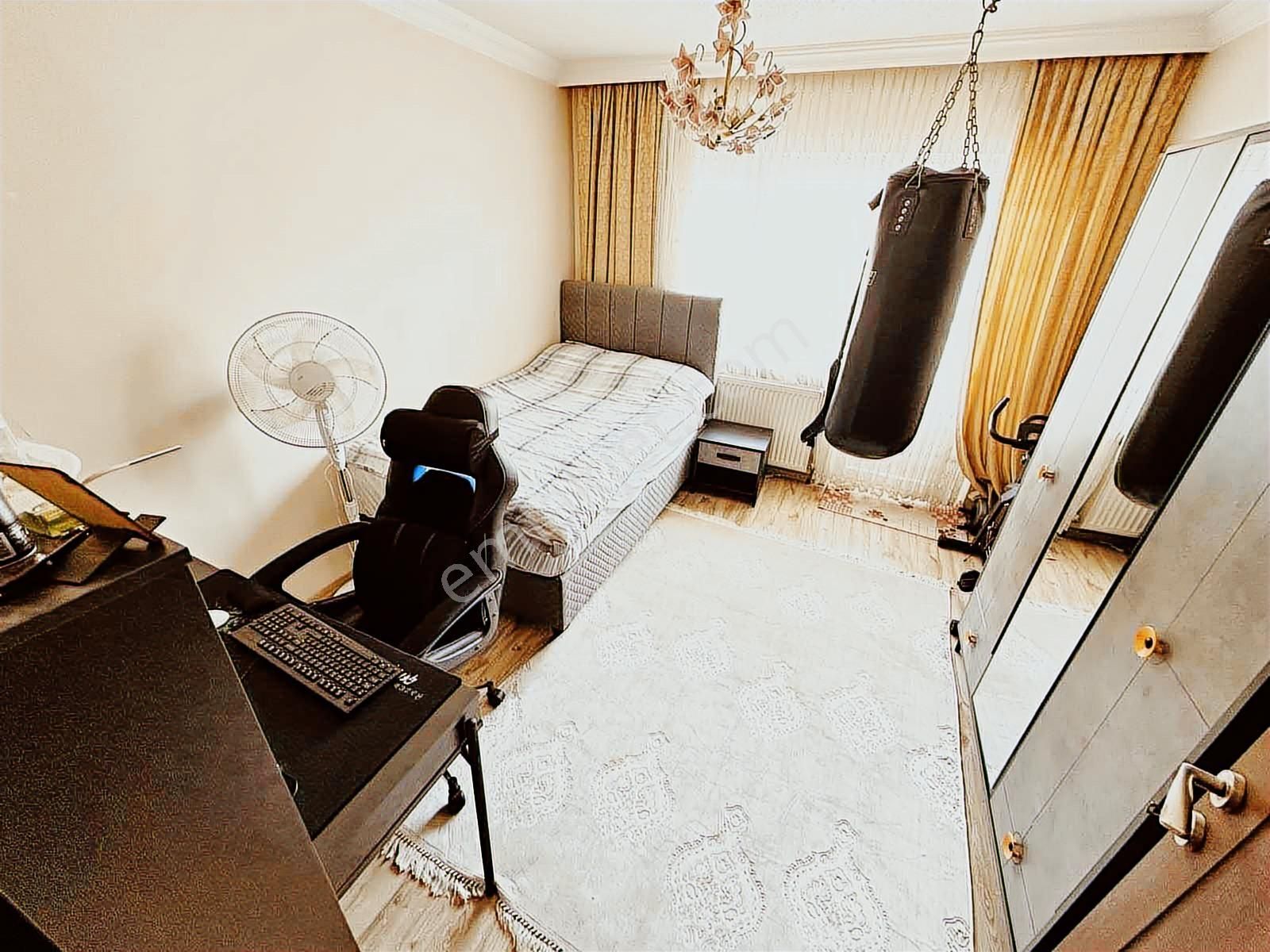 Beyler'den Yeşilovada Katta Öncephe Geniş M² Çift Banyo 3+1daire - Görsel 21