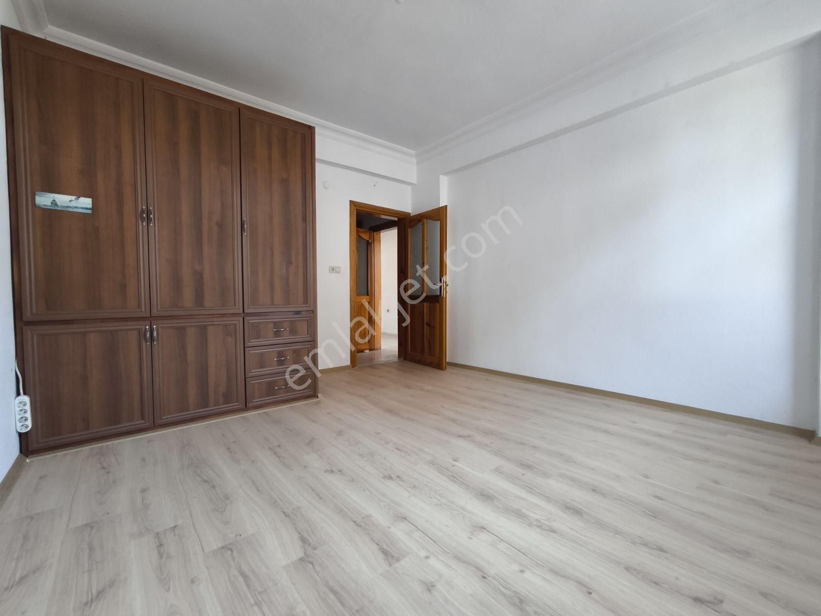 Manavgat Bahçelievler Mahallesi'nde 3+1 Kiralık Daire - Görsel 16