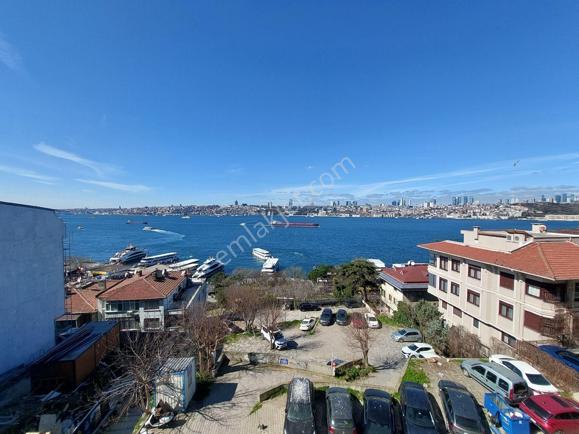 Üsküdar Boğaz Manzaralı Eşyalı Kiralık 3+1 Daire Sultantepe