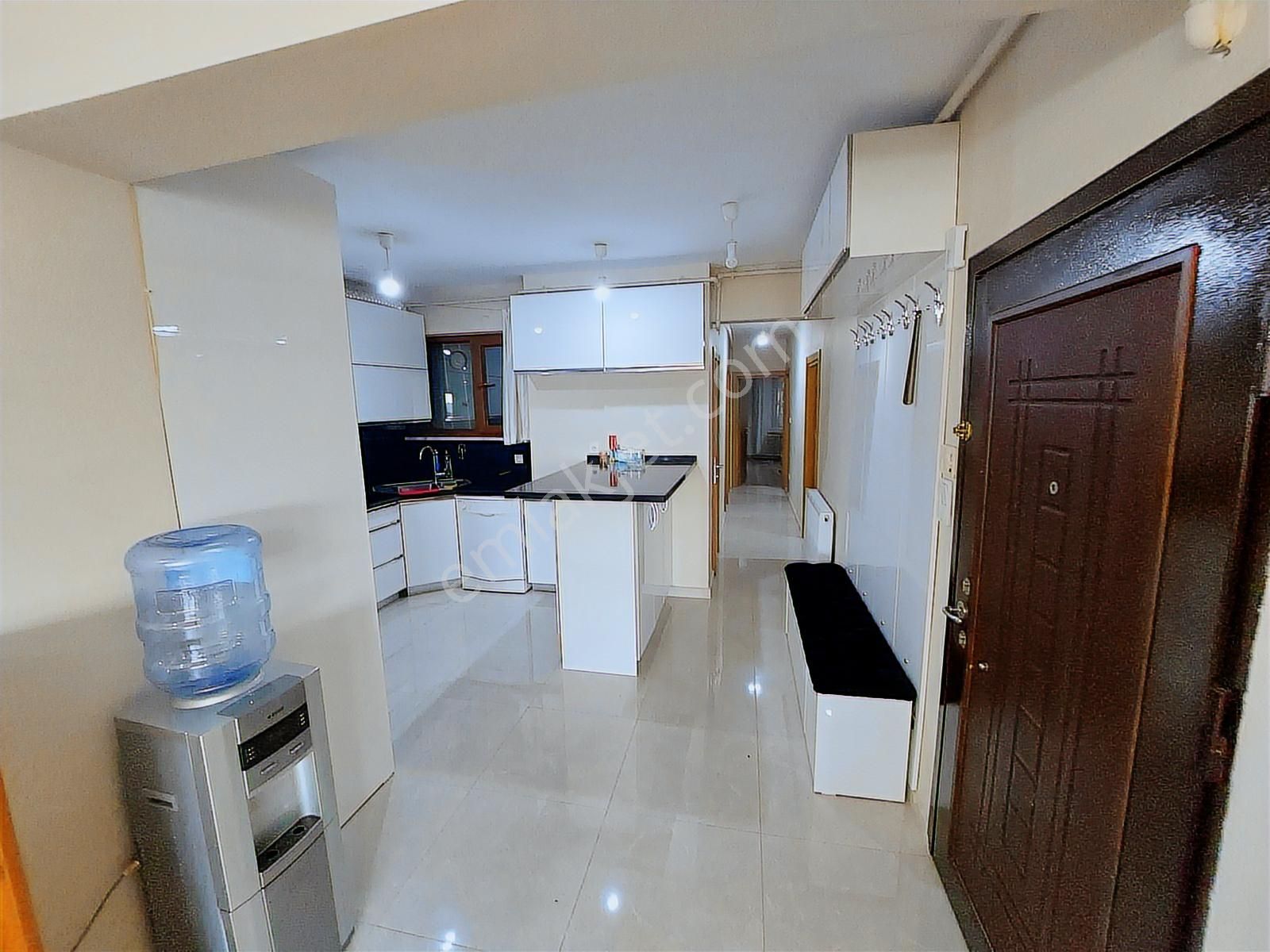 Üsküdar Boğaz Manzaralı Eşyalı Kiralık 3+1 Daire Sultantepe - Görsel 30