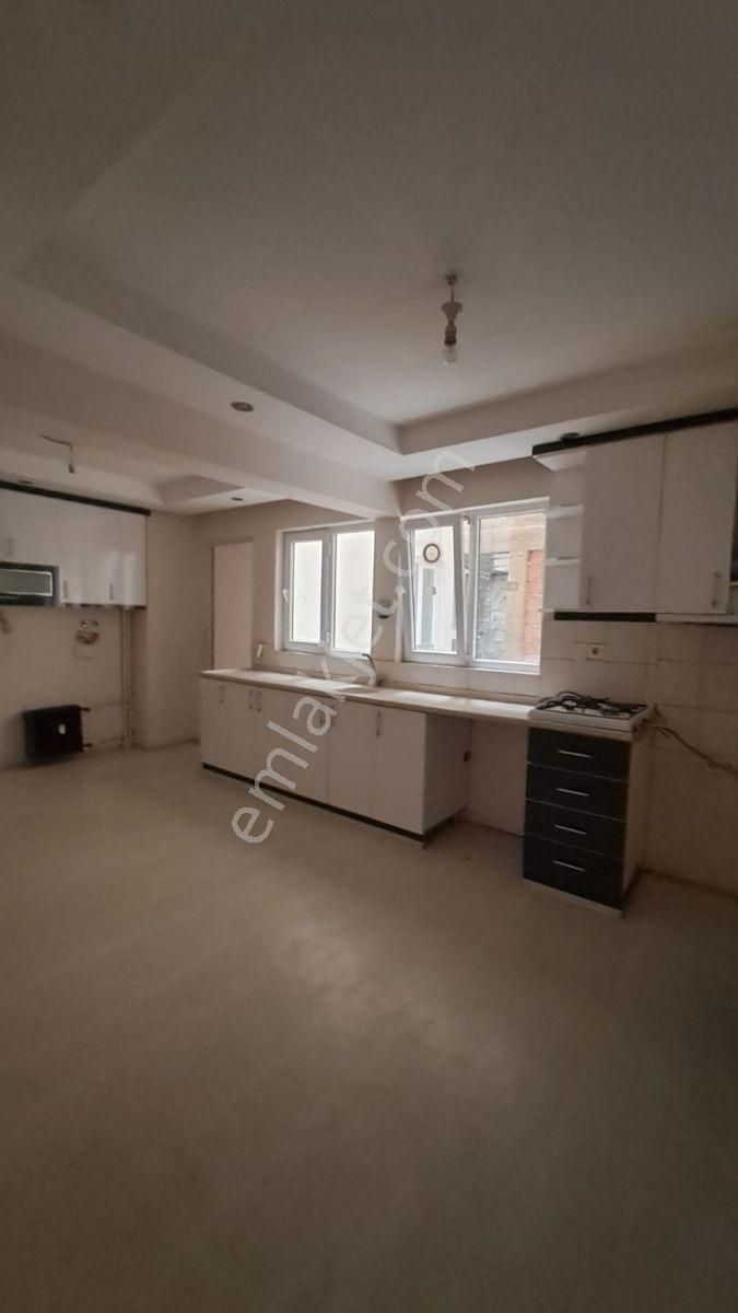Denizli İstiklal'de 225m²geniş Kaçırılmayacak Fırsat Daire - Görsel 18