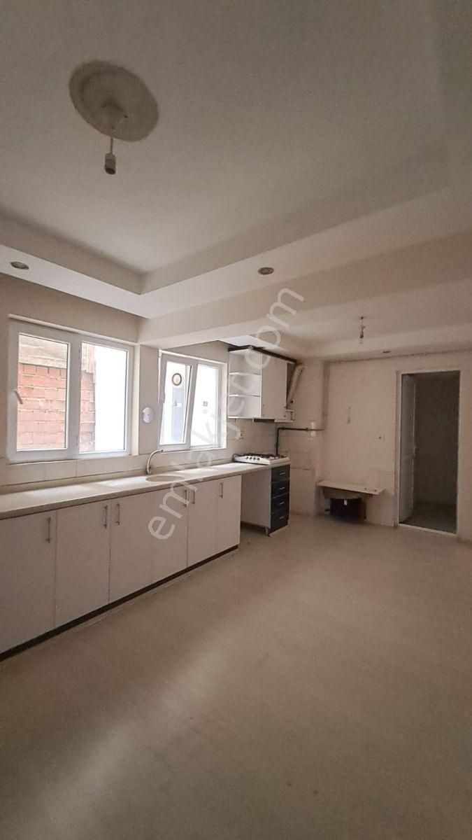 Denizli İstiklal'de 225m²geniş Kaçırılmayacak Fırsat Daire