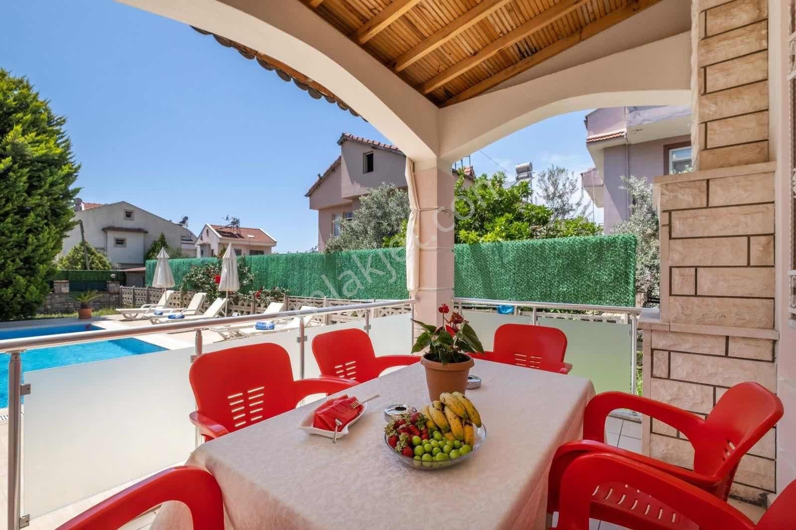 Fethiye Yeni Mah Kiralık Eşyasız 3+1 Tam Müstakil Villa - Görsel 22