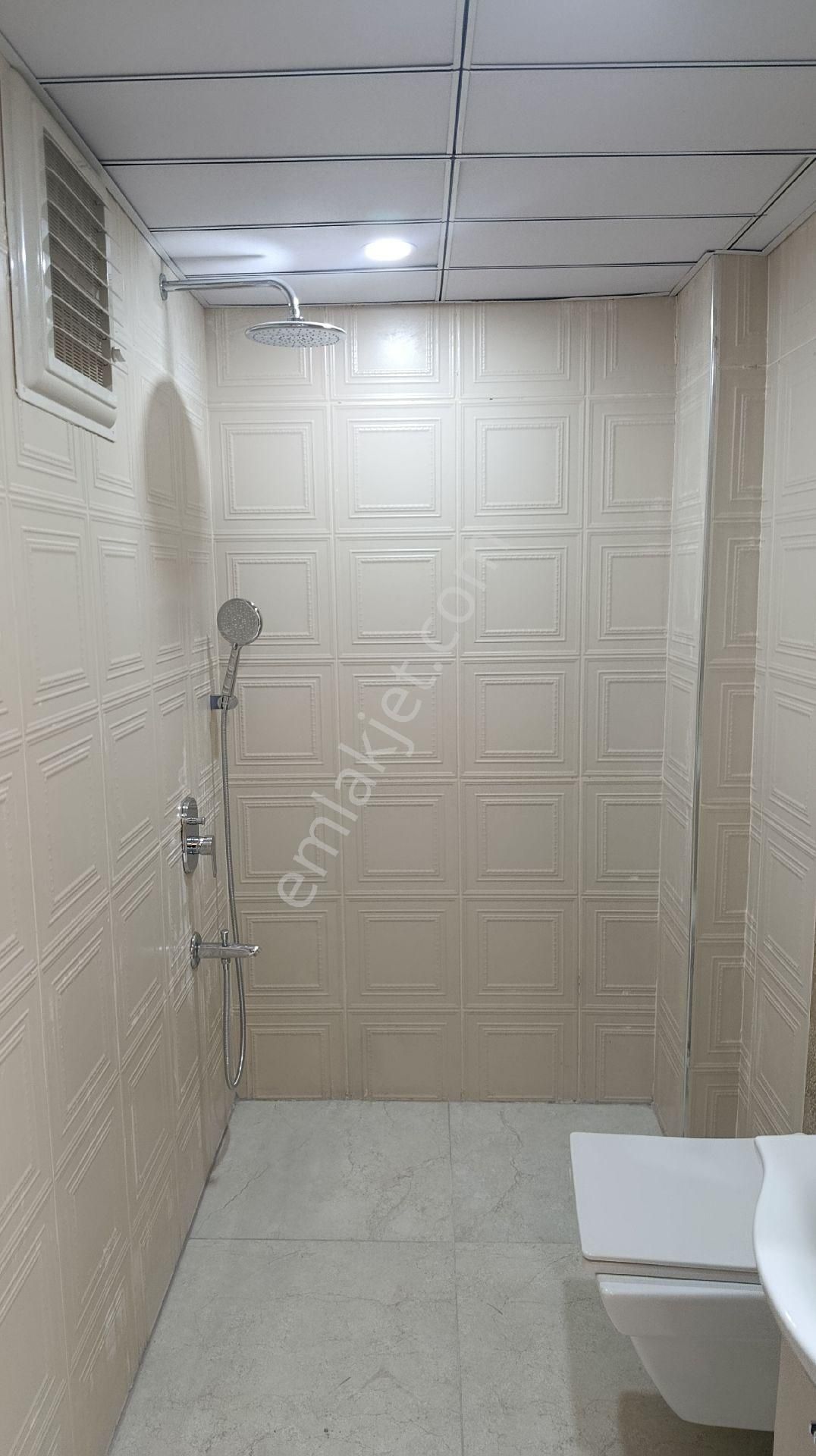 Sıfır Kiralık 1+1 Merkezi Konumda Ofis İçin Oturum İçin Uygun - Görsel 9